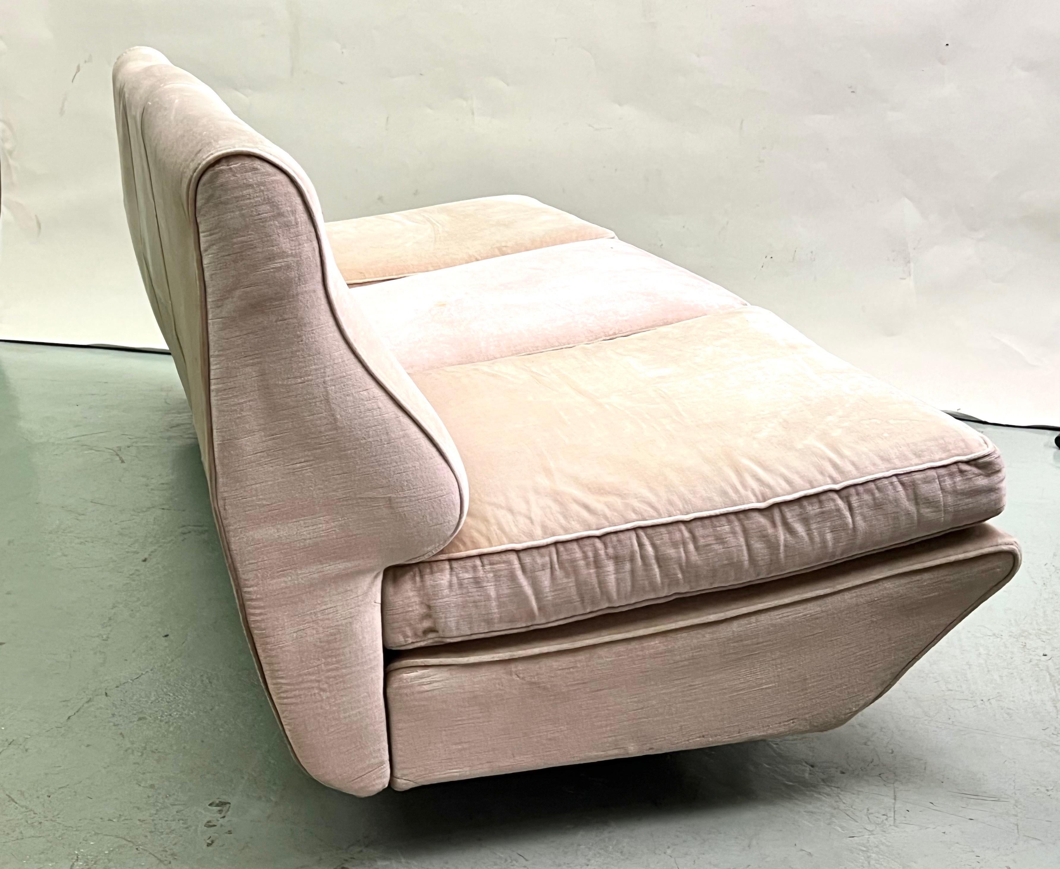 Italian Mid-Century Modern Triennale Sofa by Marco Zanuso for Arflex circa 1951 For Sale 2
