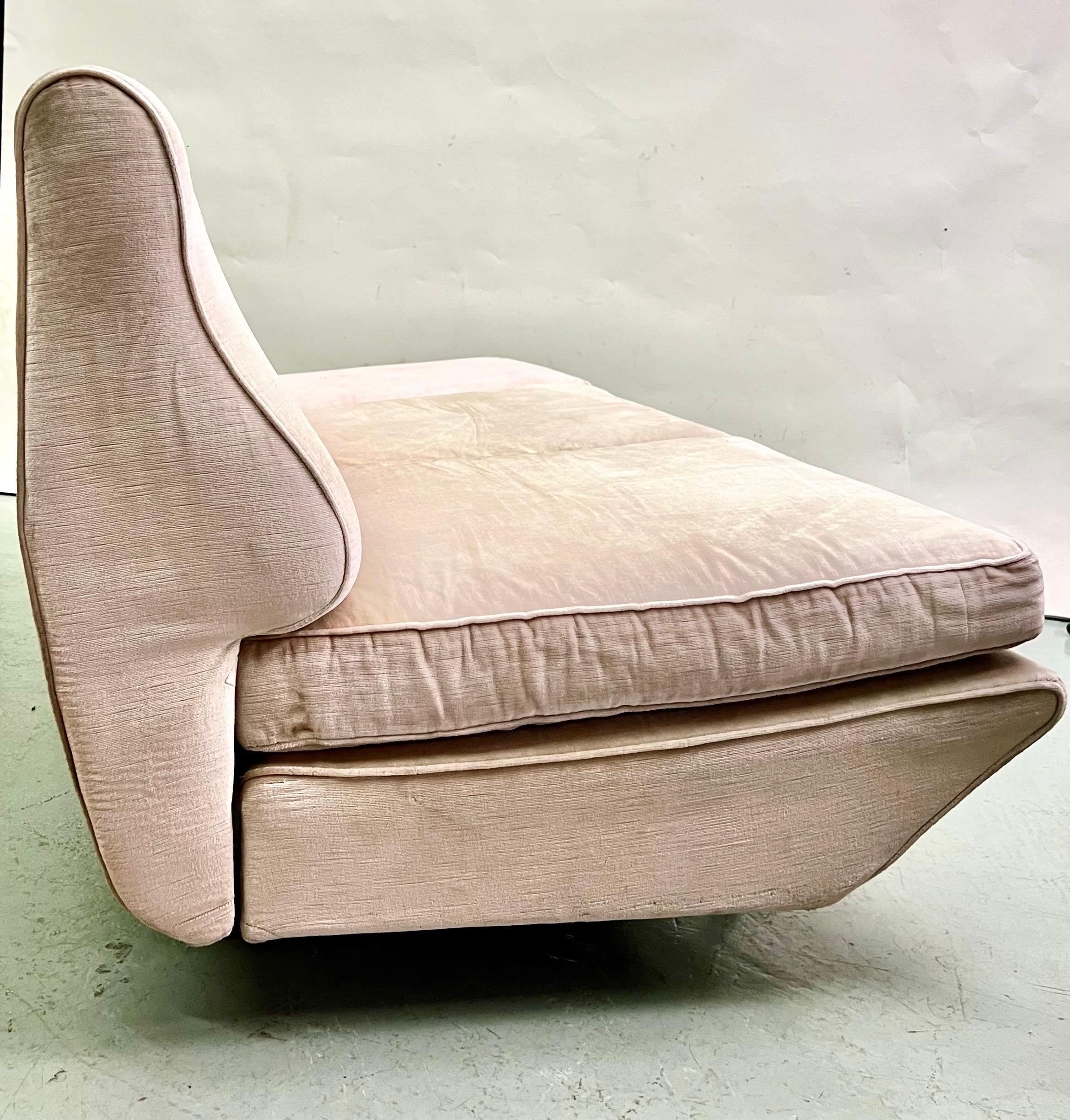 Italian Mid-Century Modern Triennale Sofa by Marco Zanuso for Arflex circa 1951 For Sale 3