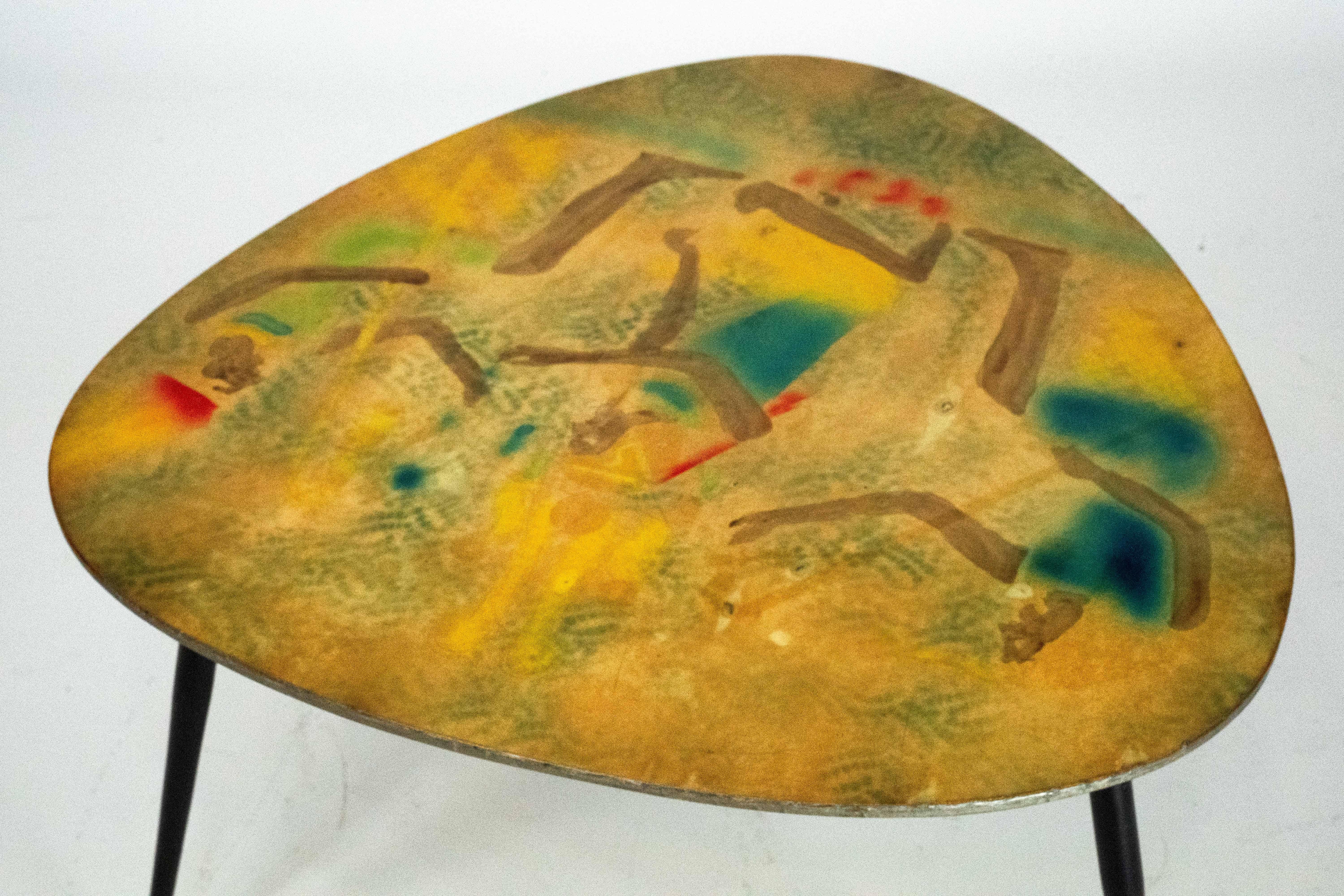 Italian Mid-Century Modern Tripod Coffee Table, 1950s For Sale 7