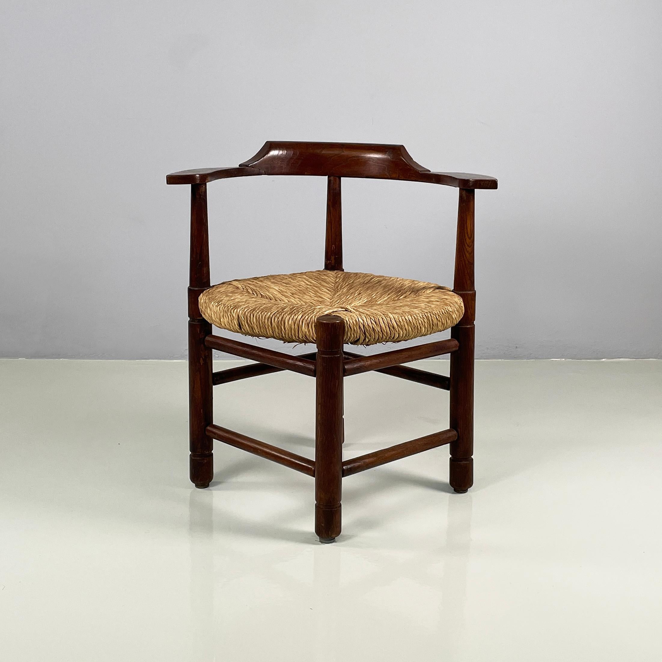 Mid-Century Modern Italian mid-century modern Tub chairs in straw and wood, 1970s For Sale