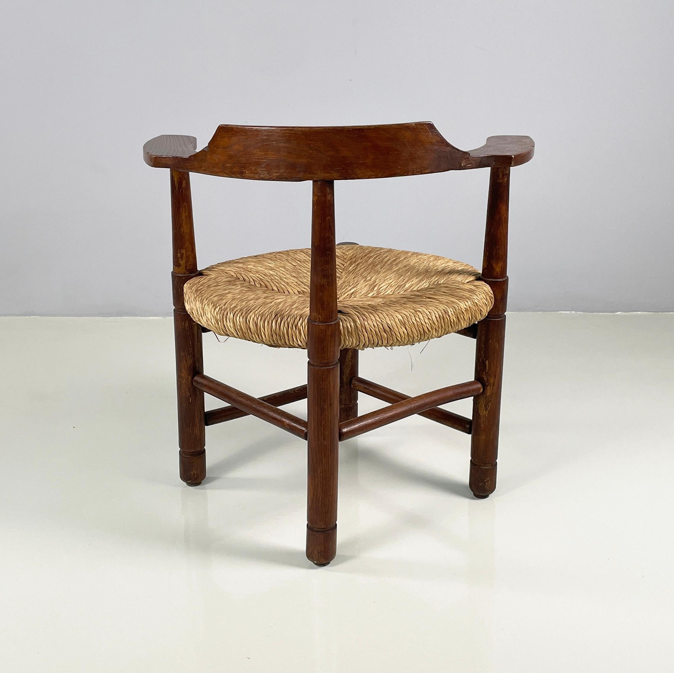 Straw Italian mid-century modern Tub chairs in straw and wood, 1970s For Sale