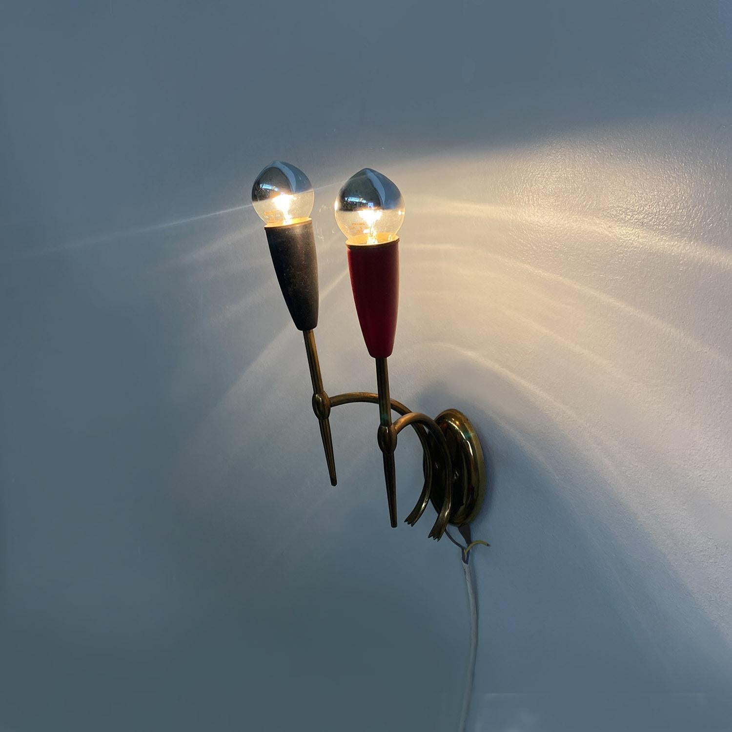 Italian mid-century modern two-arm brass wall lamps with cone lamp holder, 1950s For Sale 2