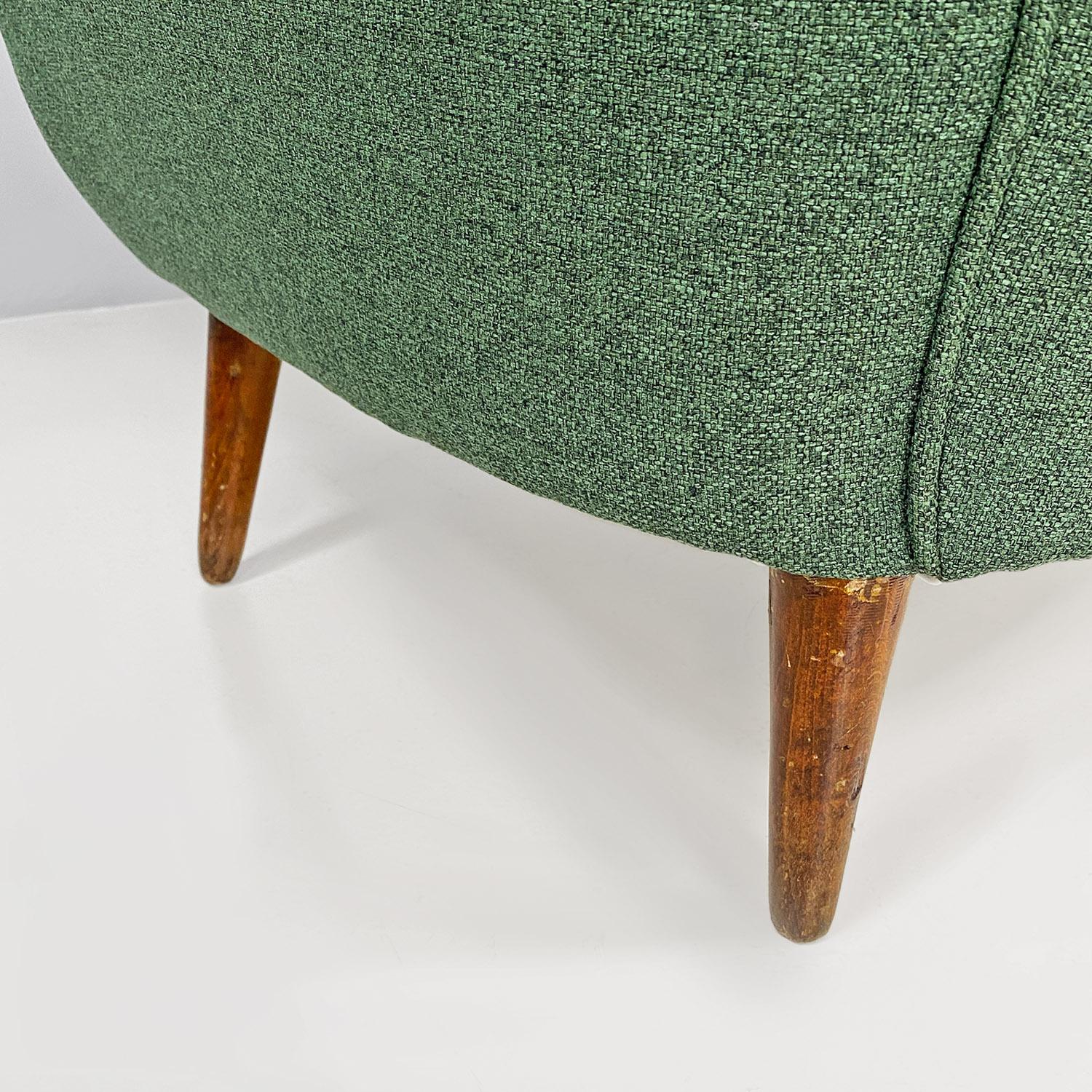 Italian mid century modern two-seater green fabric and wooden sofa, 1950s For Sale 8