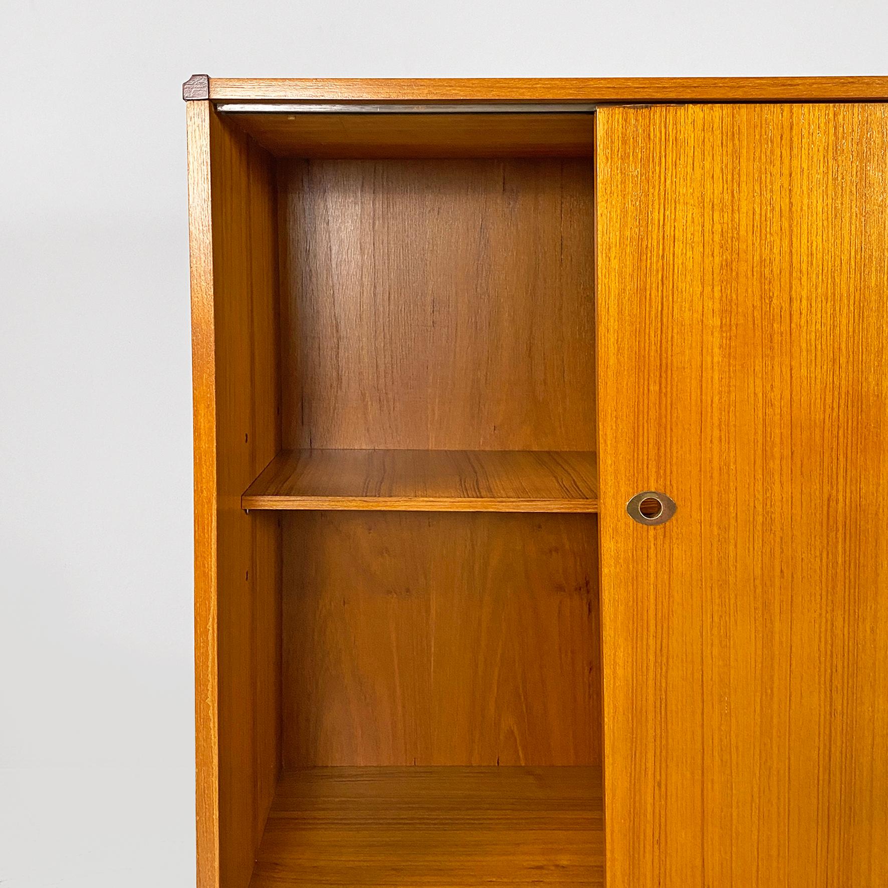 Wood Italian mid-century modern two-tone wood highboard, 1960s For Sale