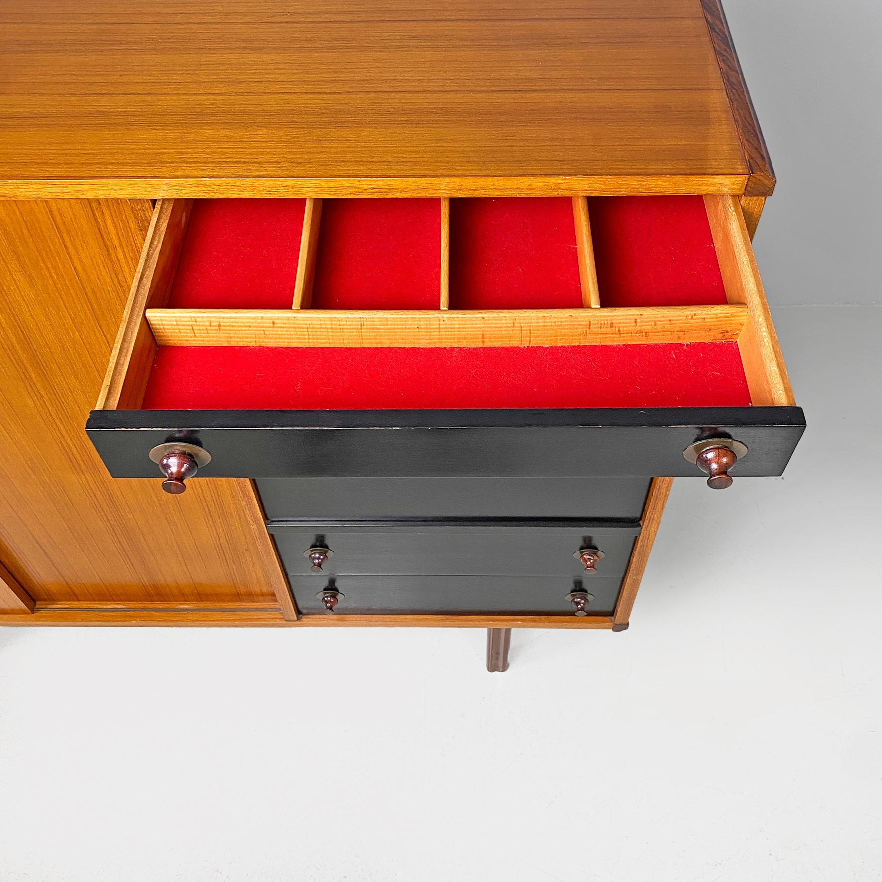 Italian mid-century modern two-tone wood highboard, 1960s For Sale 3