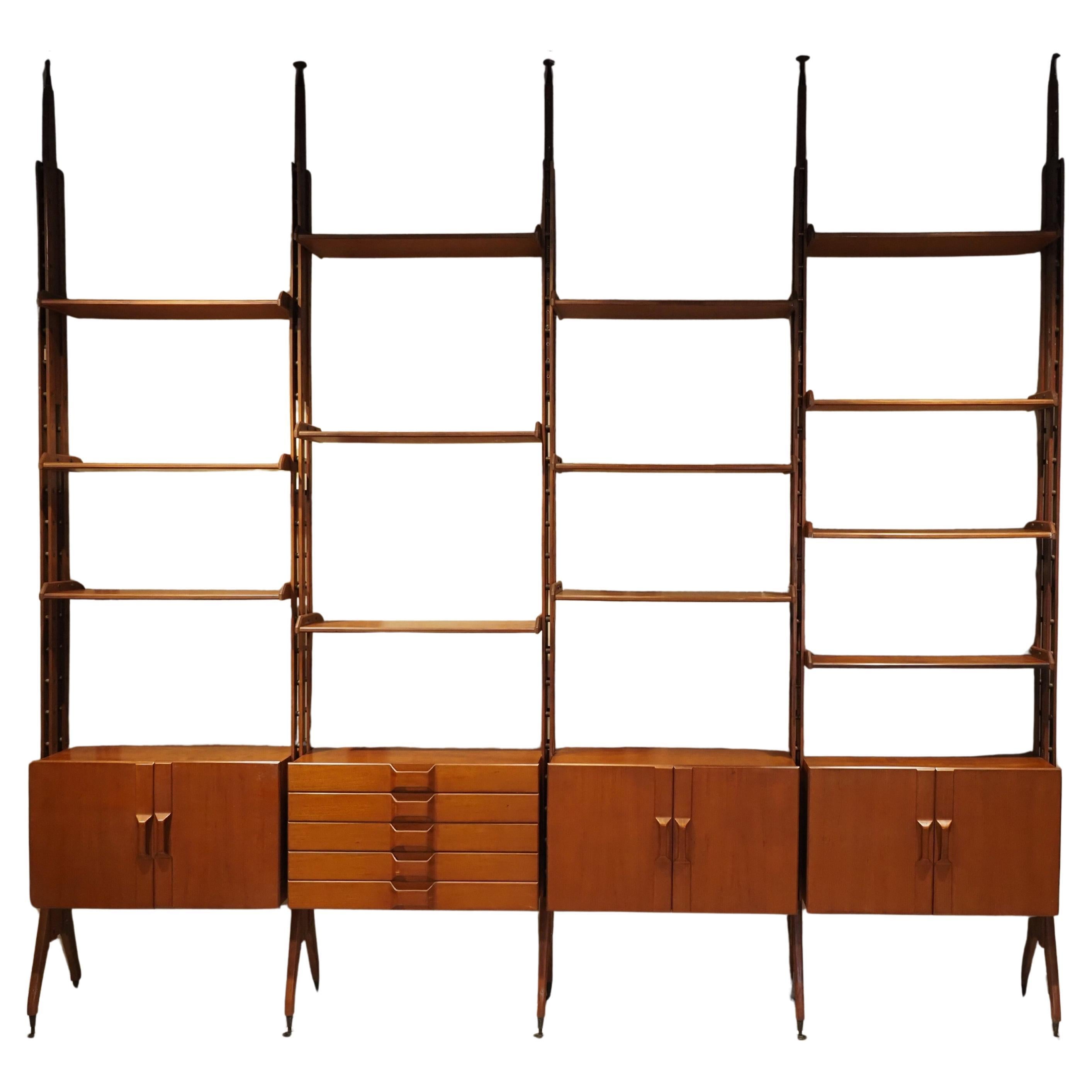 Unità italiana Mid-Century moderna