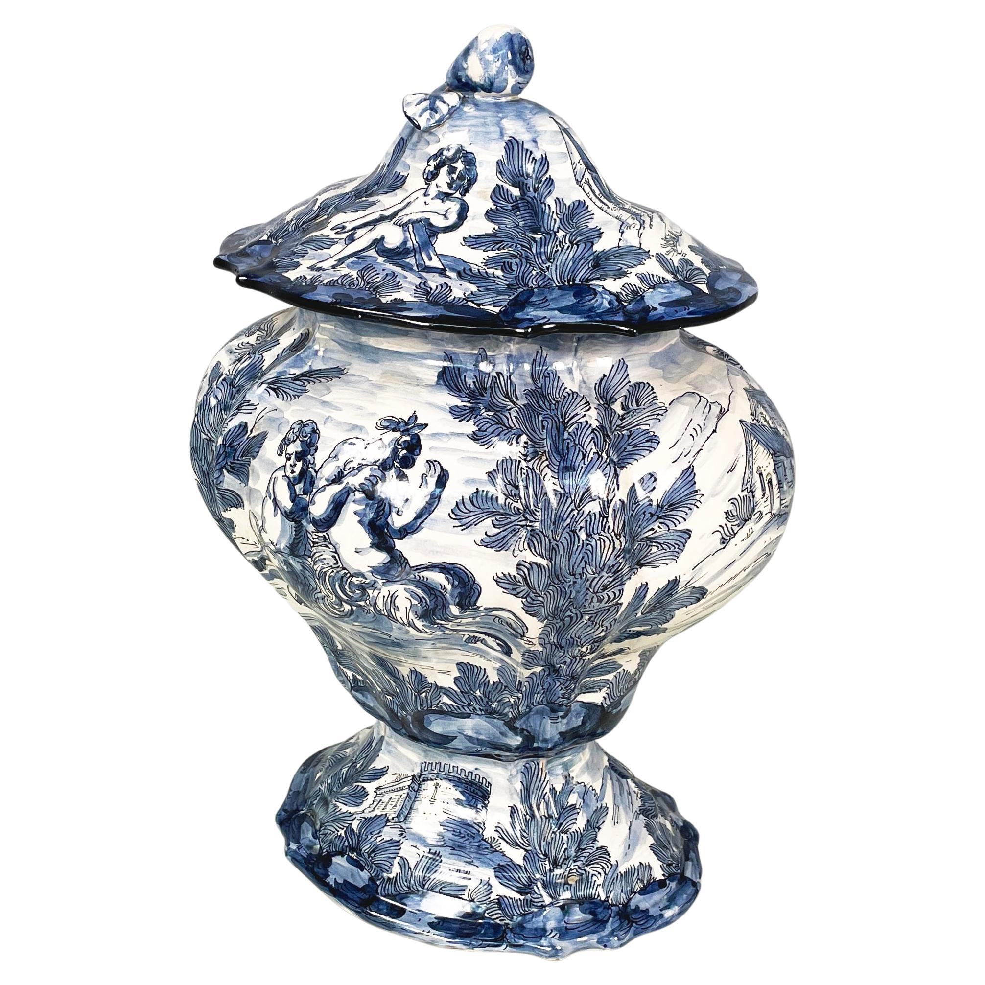 Italian mid-century modern Vase in white and blue ceramic, 1900-1950s