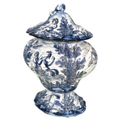 Italian mid-century modern Vase in white and blue ceramic, 1900-1950s