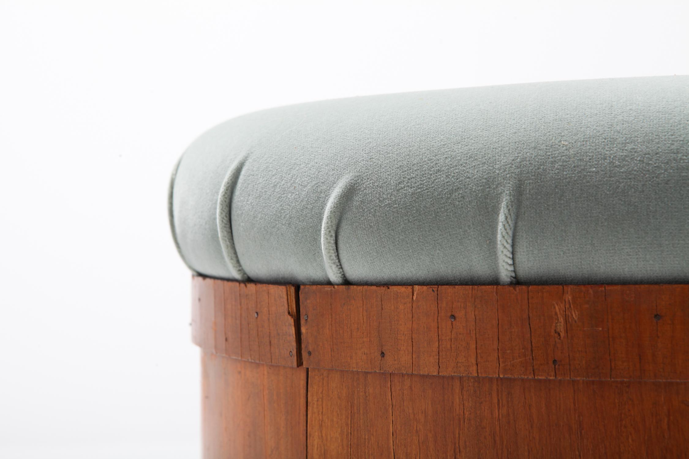 Mid-20th Century Italian Mid-Century Modern Velvet Upholstered Ottoman with Storage