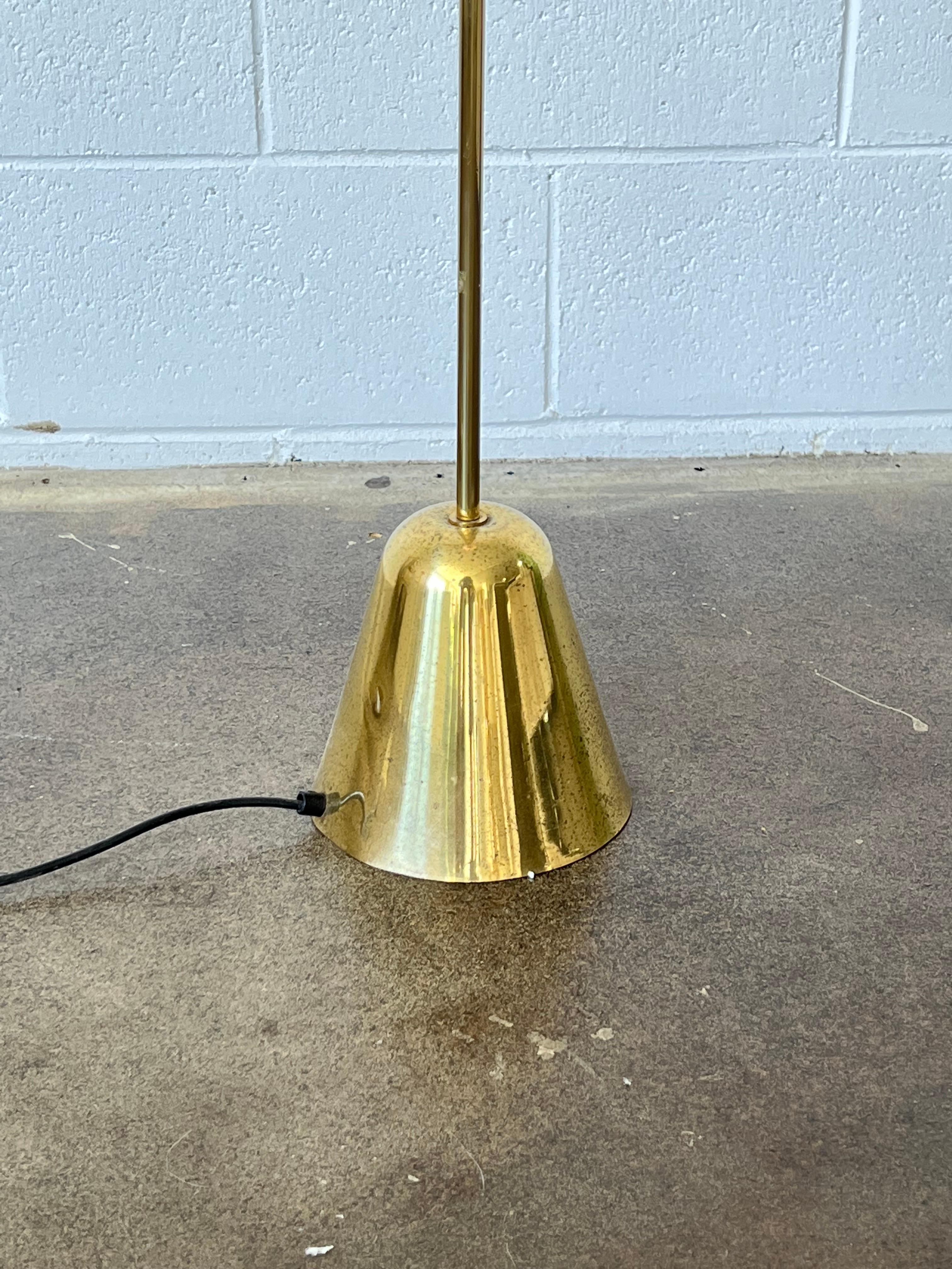 Mid-20th Century Italian Mid Century Modern Venini Floor Lamp in Brass and Glass, 1960s