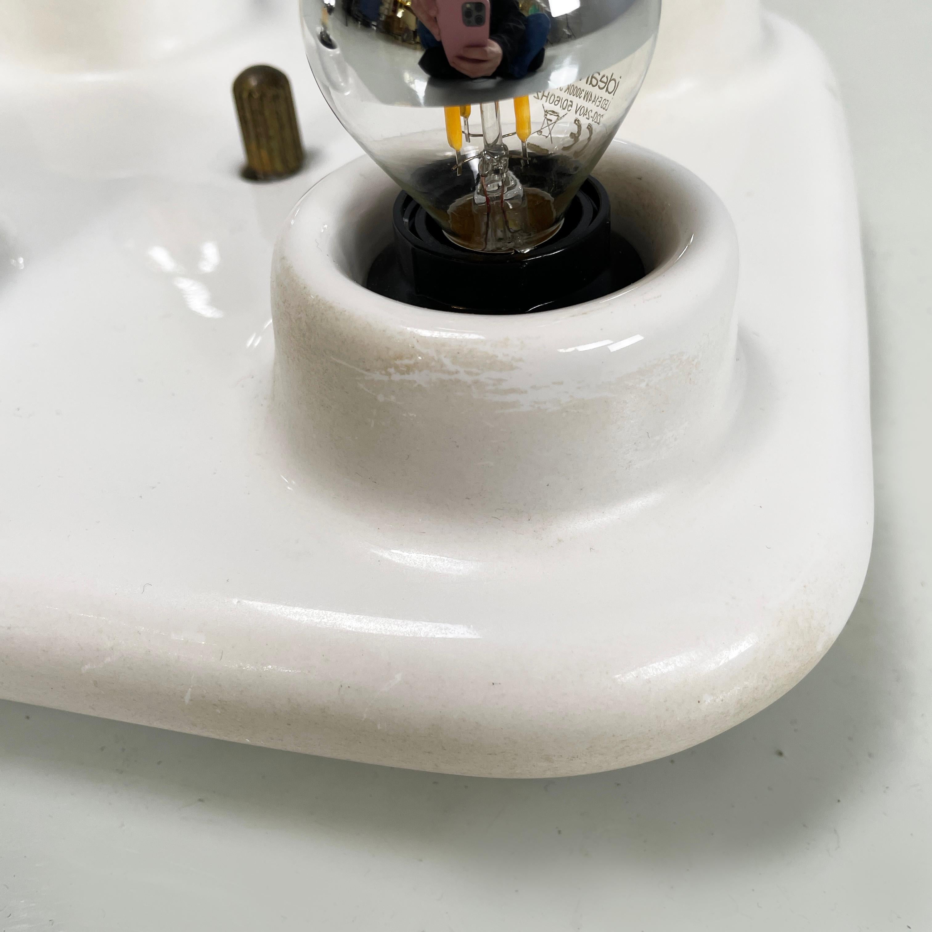 Ceramica Lampada da parete italiana di metà secolo in ceramica bianca a 4 luci, anni '60 in vendita