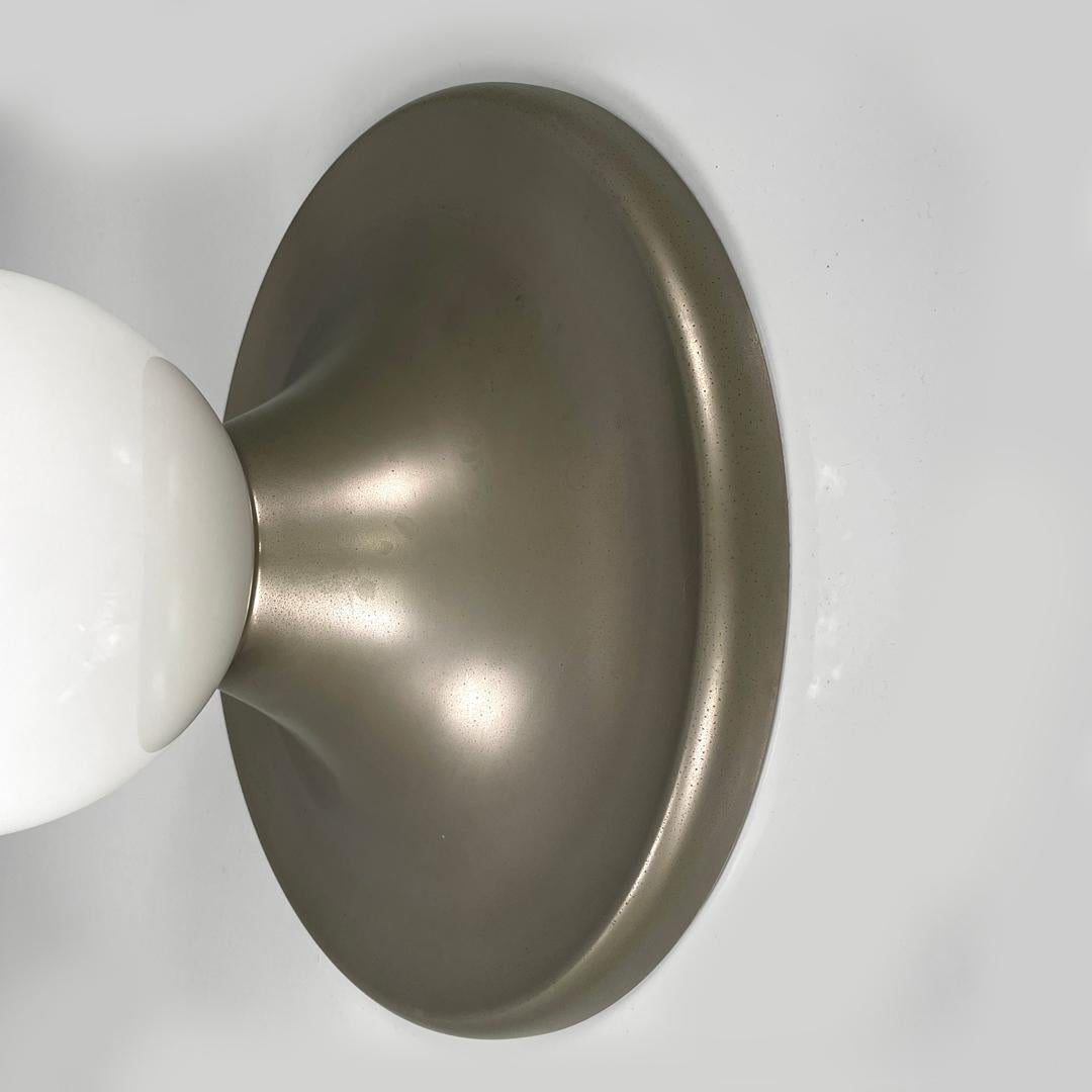 Italian mid-century modern Wall lamp Light Ball by Castiglioni for Flos, 1960s in vendita 8
