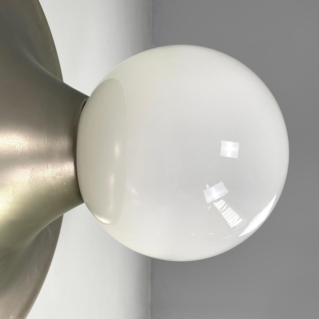 Lampada da parete italiana di metà secolo moderno Light Ball di Castiglioni per Flos, anni '60 in vendita 9