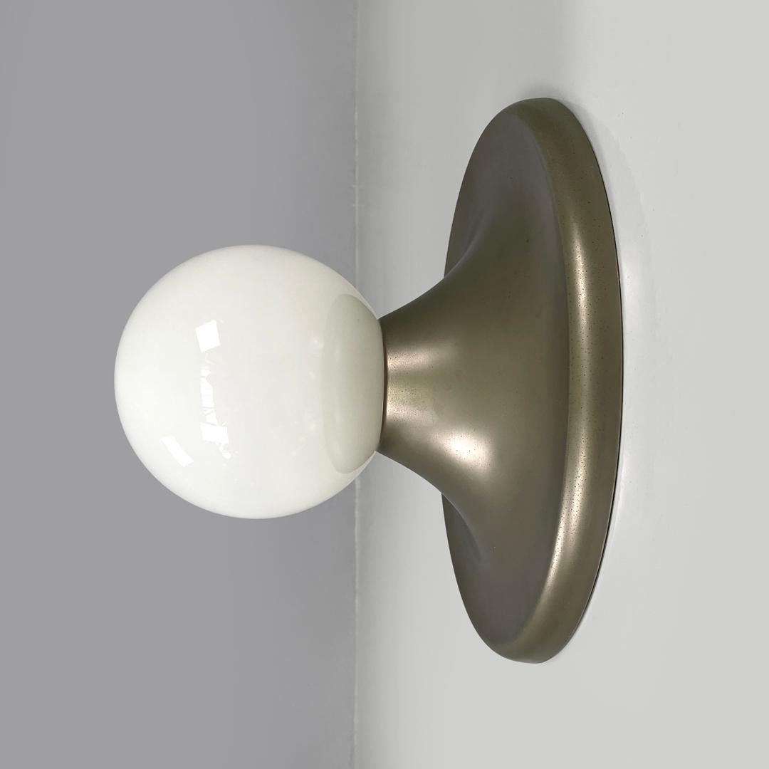 Mid-20th Century Italian mid-century modern Wall lamp Light Ball by Castiglioni for Flos, 1960s in vendita