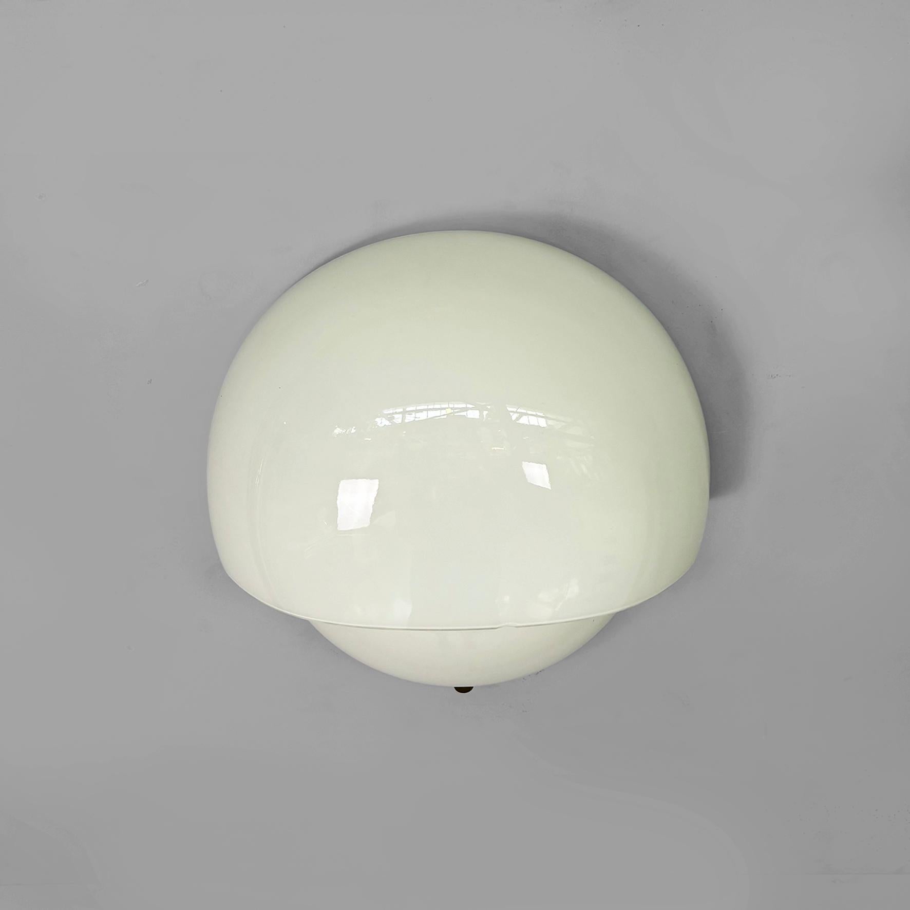 Aplique moderno italiano de mediados de siglo Mania Vico Magistretti Artemide, años 60 en venta 3