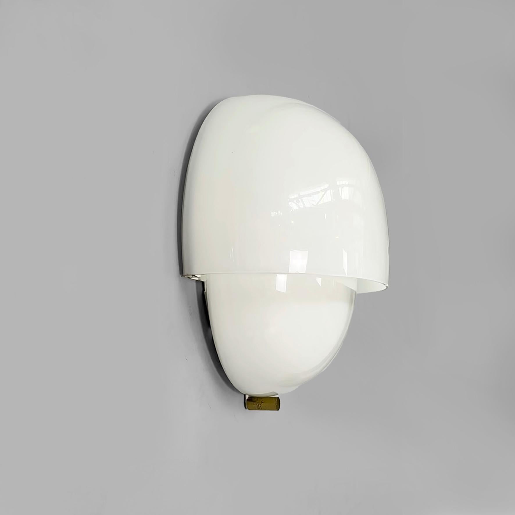 Aplique moderno italiano de mediados de siglo Mania Vico Magistretti Artemide, años 60 Moderno de mediados de siglo en venta