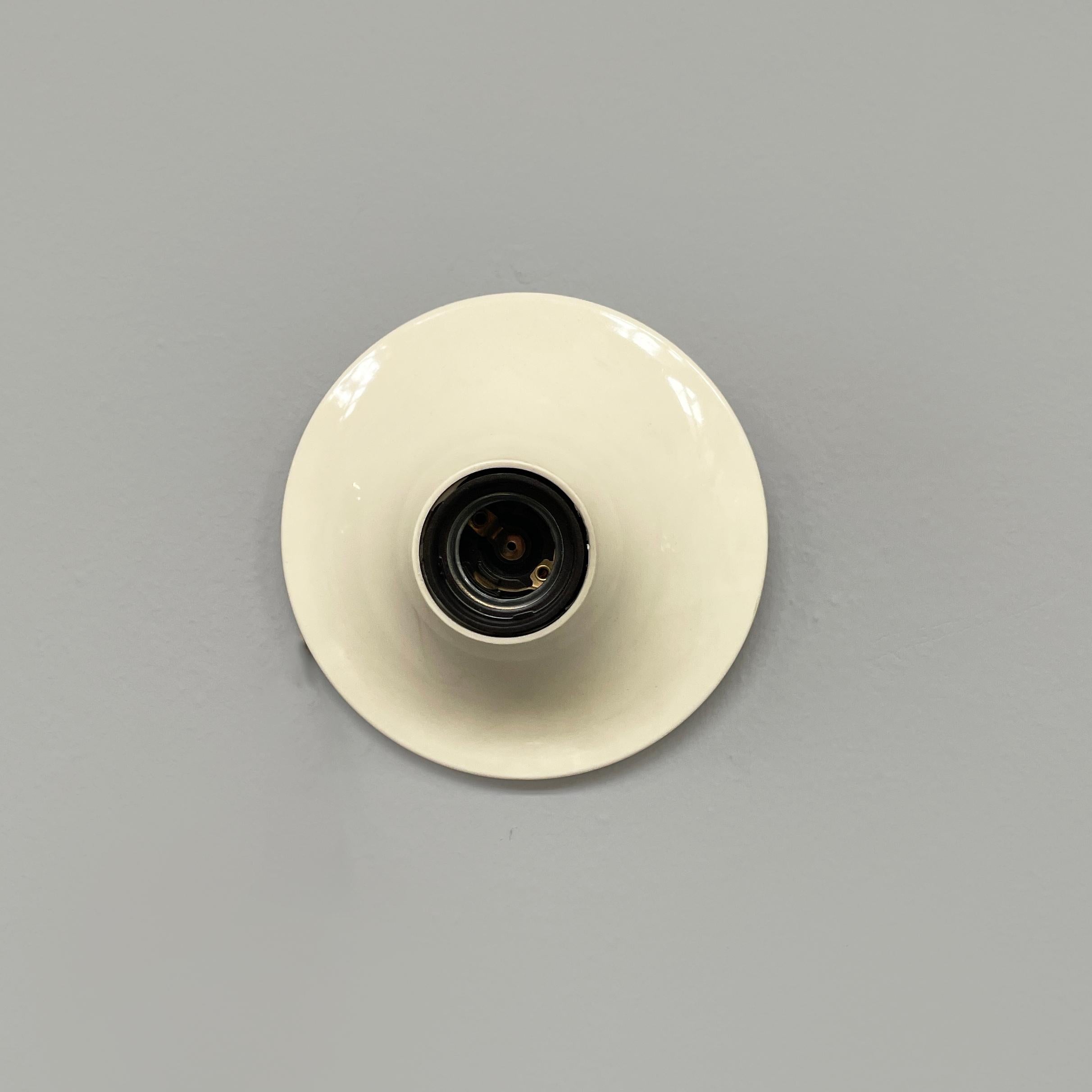 Late 20th Century Italian mid-century modern Wall lamp Teti by Vico Magistretti for Artemide 1970s For Sale