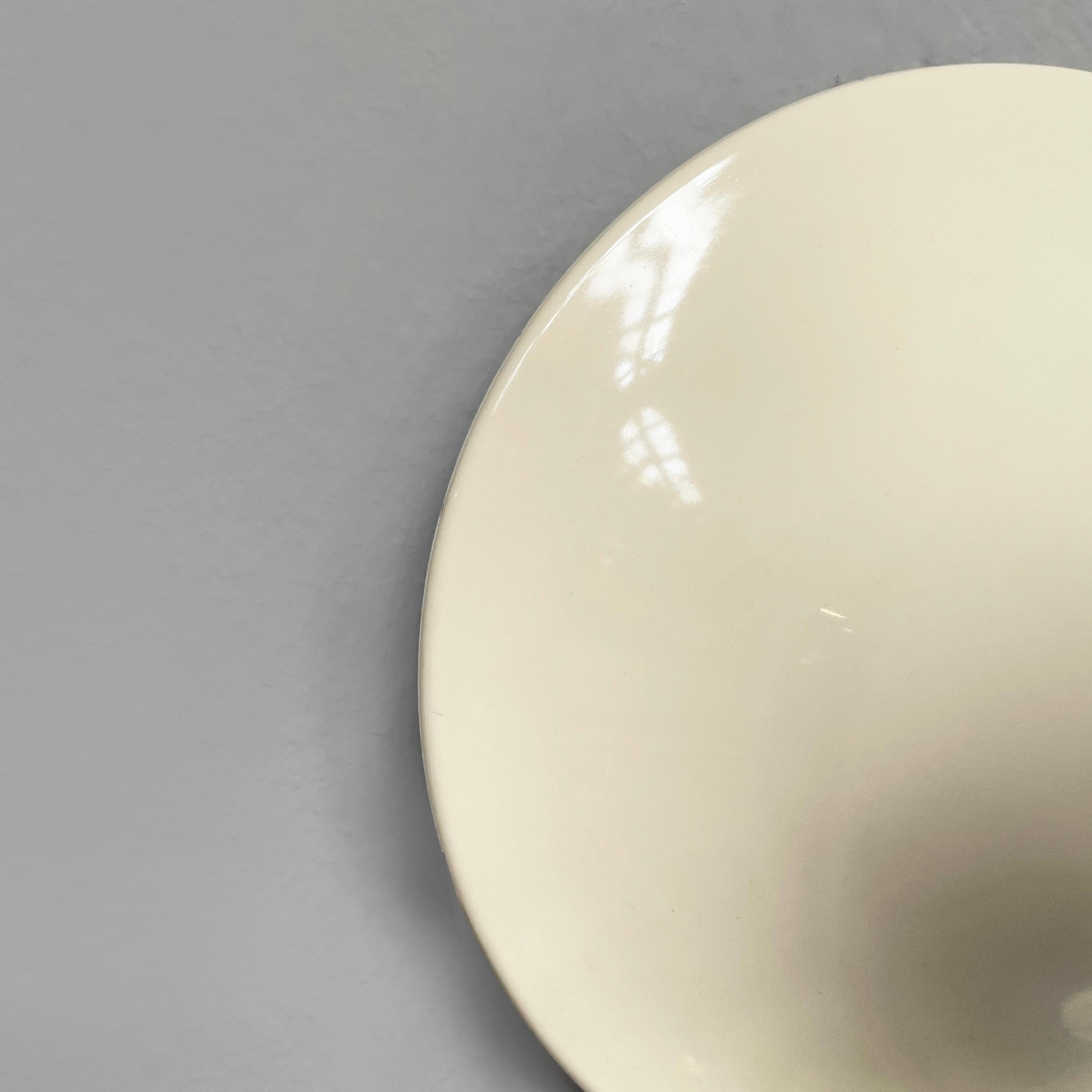 Italian mid-century modern Wall lamp Teti by Vico Magistretti for Artemide 1970s For Sale 3