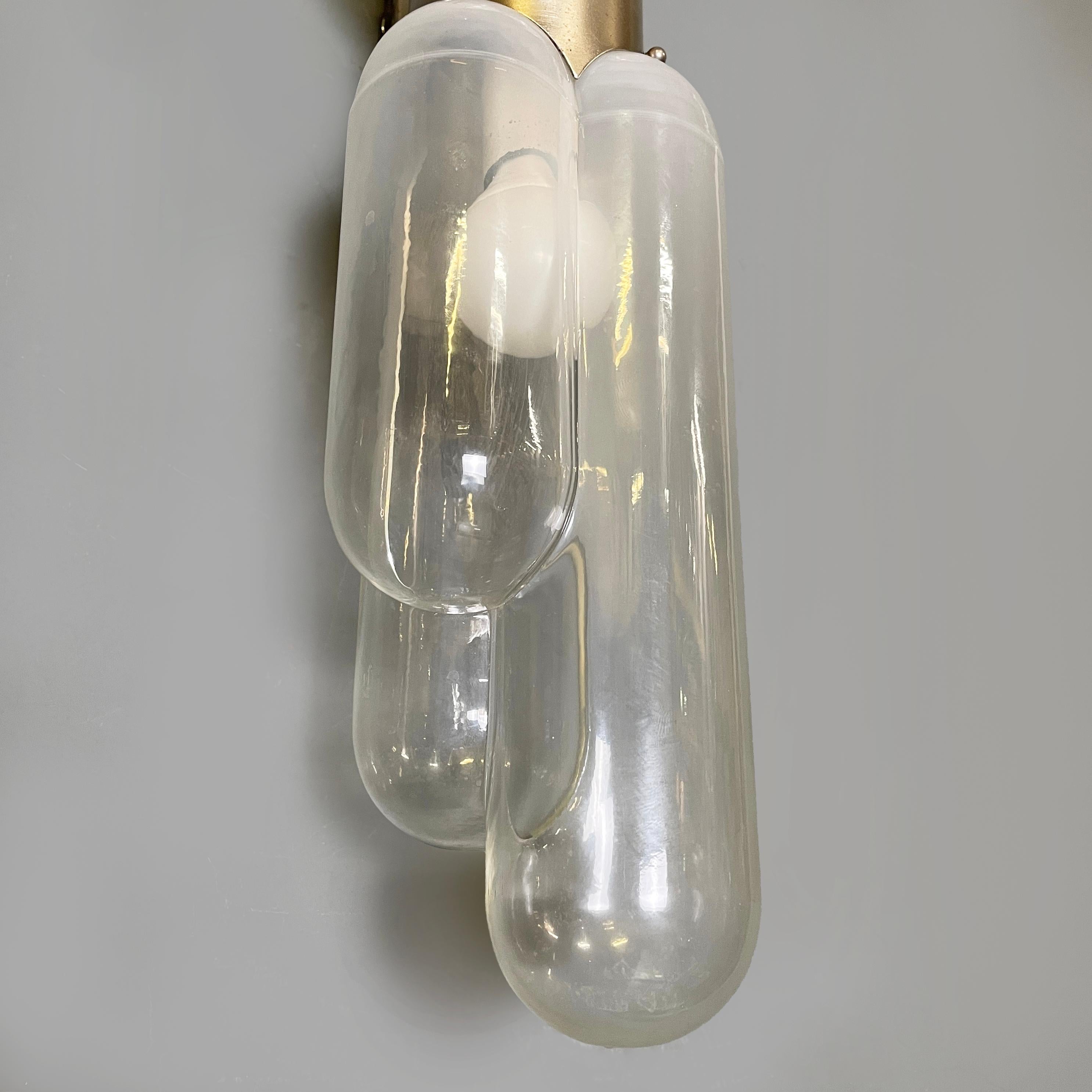 Italian mid-century modern wall lamp Torpedo by Carlo Nason for Mazzega, 1960s In Good Condition For Sale In MIlano, IT