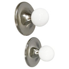 Apliques y candelabros de metal
