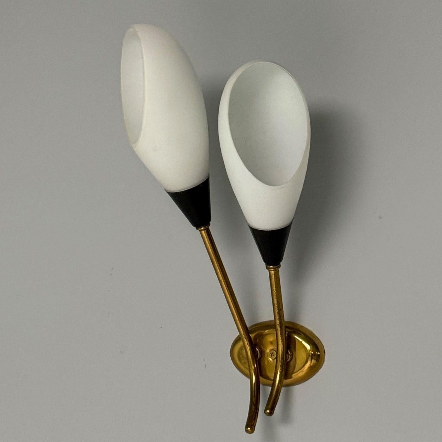 Italian Mid-Century Modern, Wall Sconces, Brass, Opaline Glass, Italy, 1950s For Sale 1