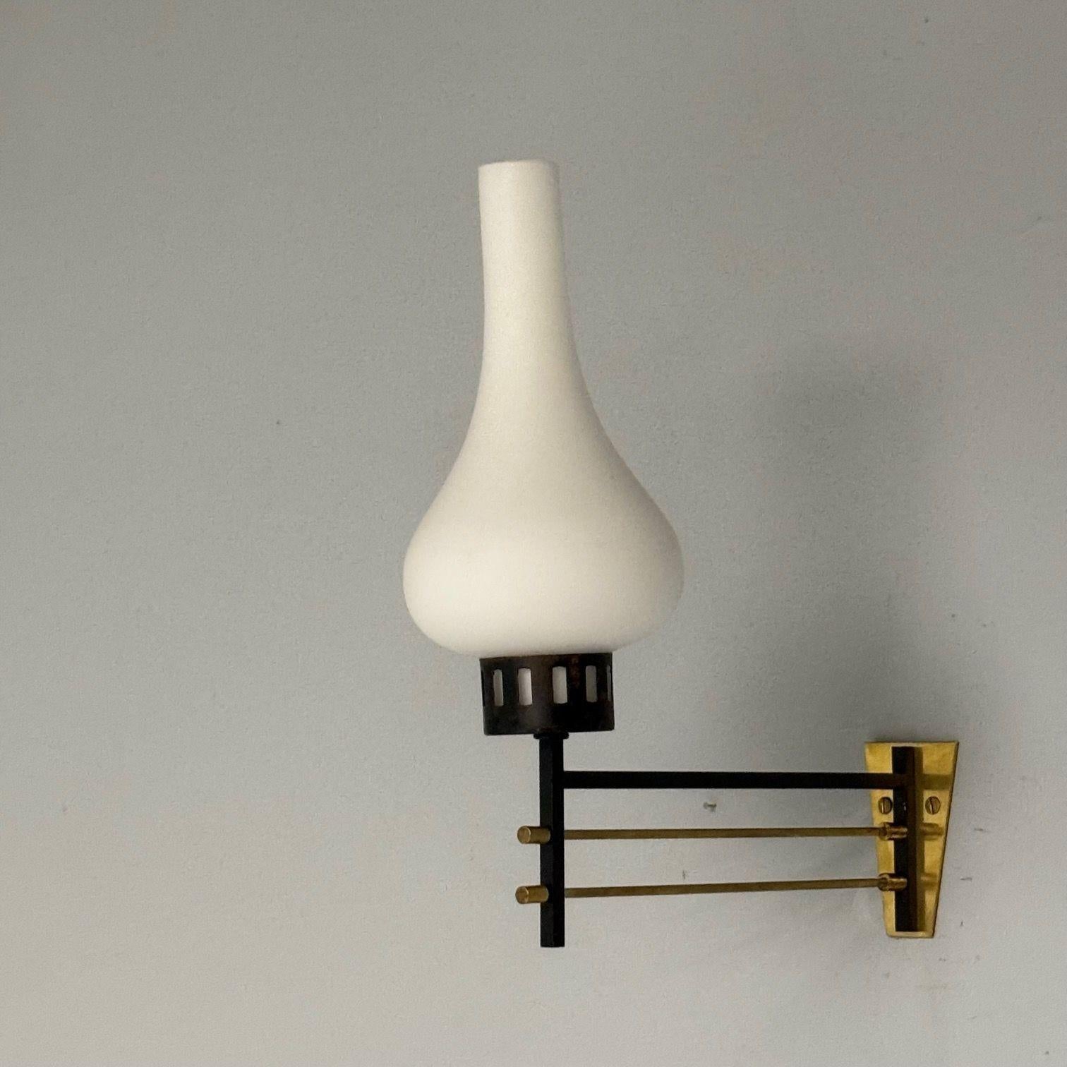 Italian Mid-Century Modern, Wall Sconces, Patinated Brass, Opaline Glass, 1950s For Sale 5