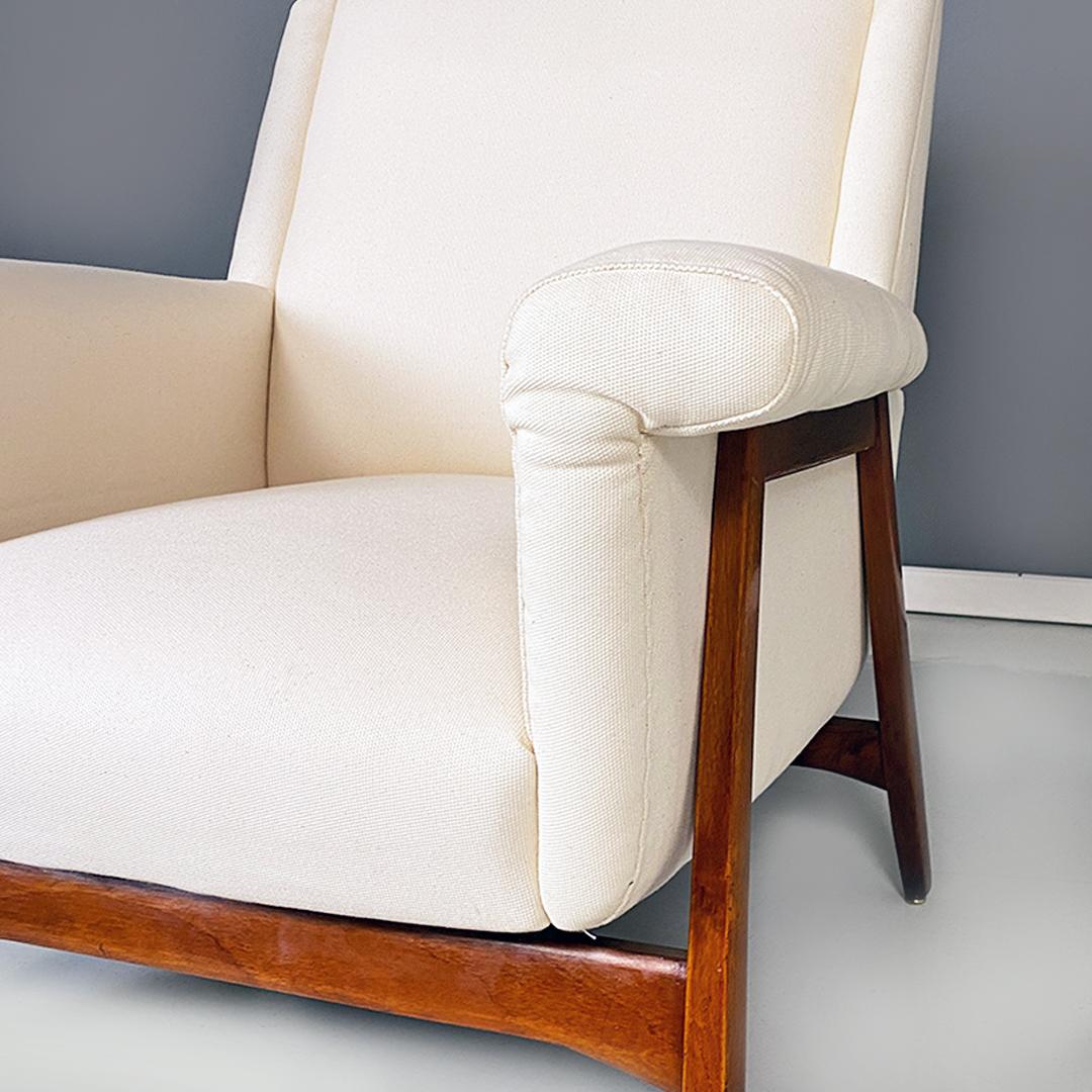 Italian mid century modern white cotton and solid beech pair of armchairs, 1960s For Sale 4