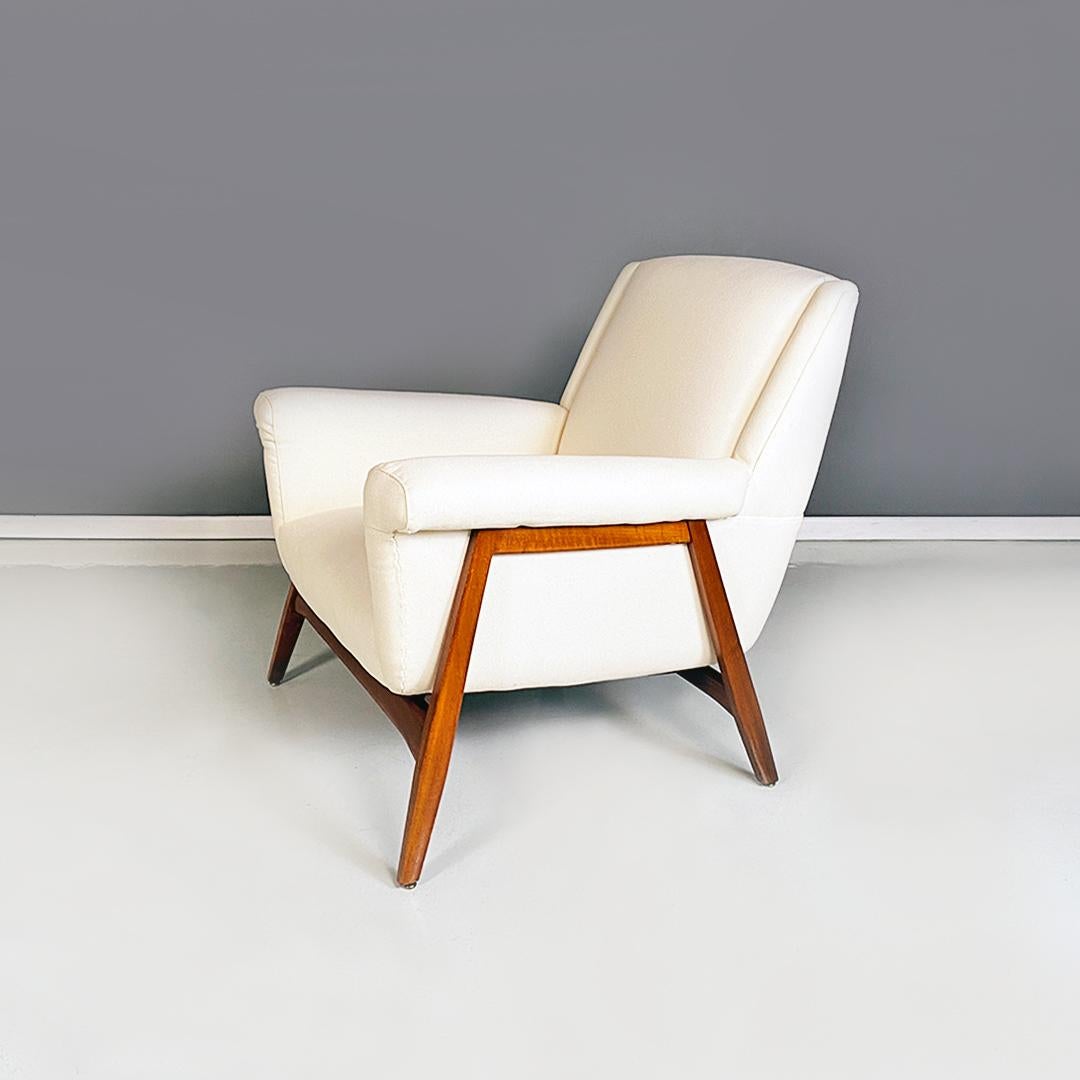 Mid-20th Century Italian mid century modern white cotton and solid beech pair of armchairs, 1960s For Sale