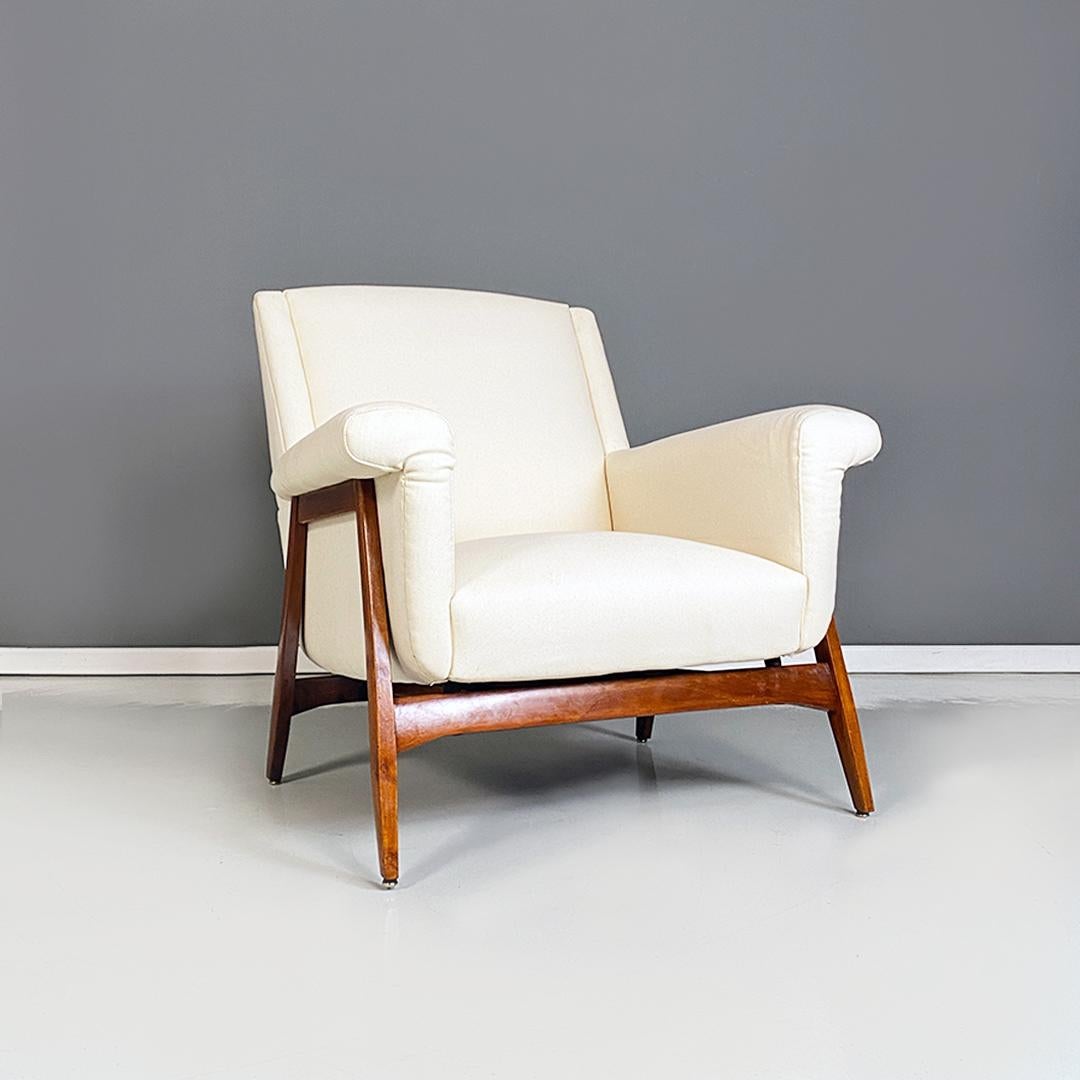 Italian mid century modern white cotton and solid beech pair of armchairs, 1960s For Sale 1