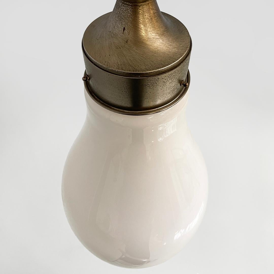 Italian mid-century modern white glass chandelier by Carlo Nason, 1960s in vendita 12