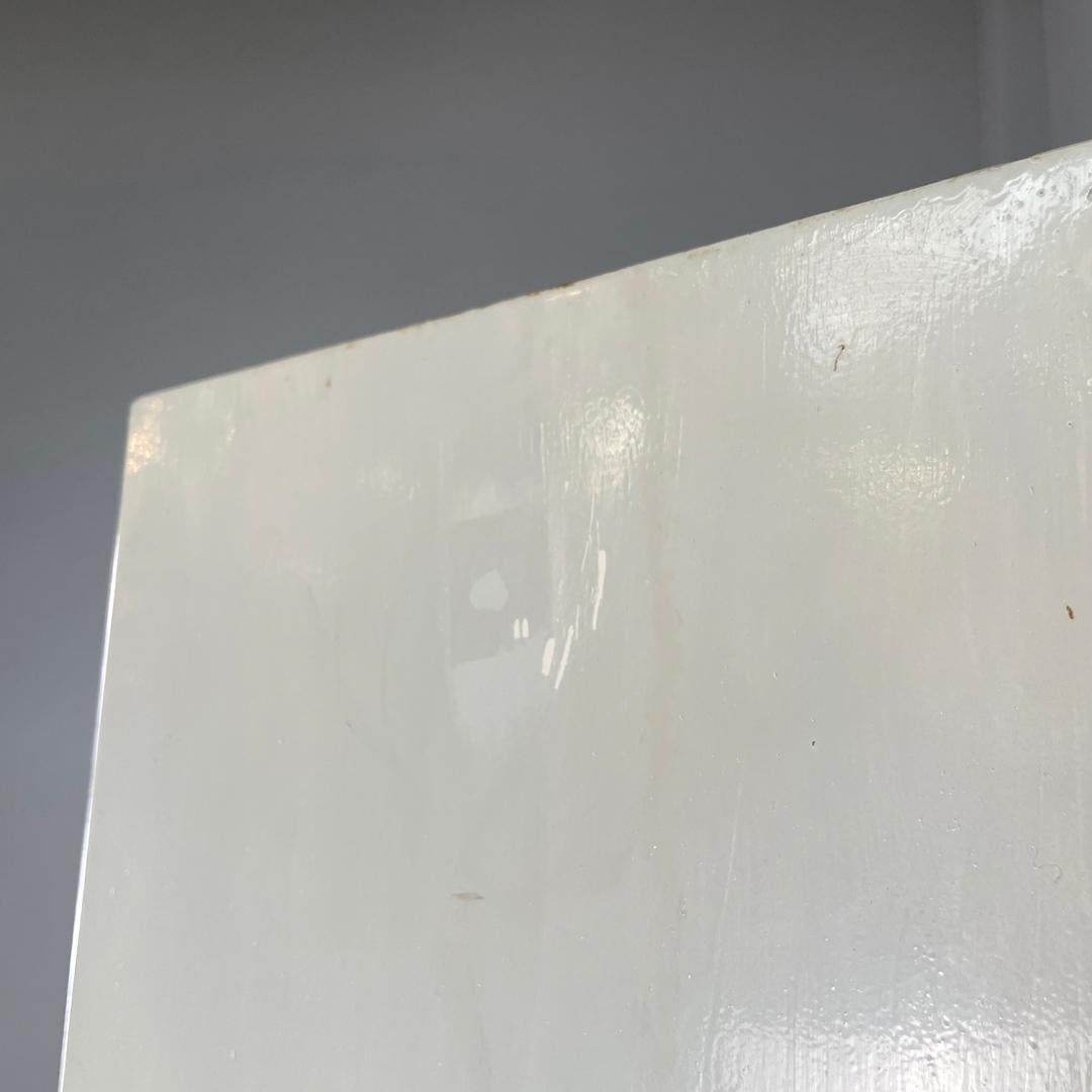 Italian mid-century modern white industrial bathroom two doors cabinet, 1960s For Sale 3