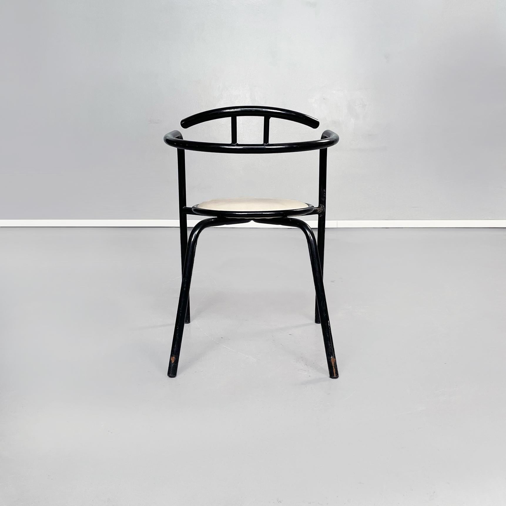 Late 20th Century Italian Mid-Century Modern White Leather and Black Metal Round Chair, 1980s