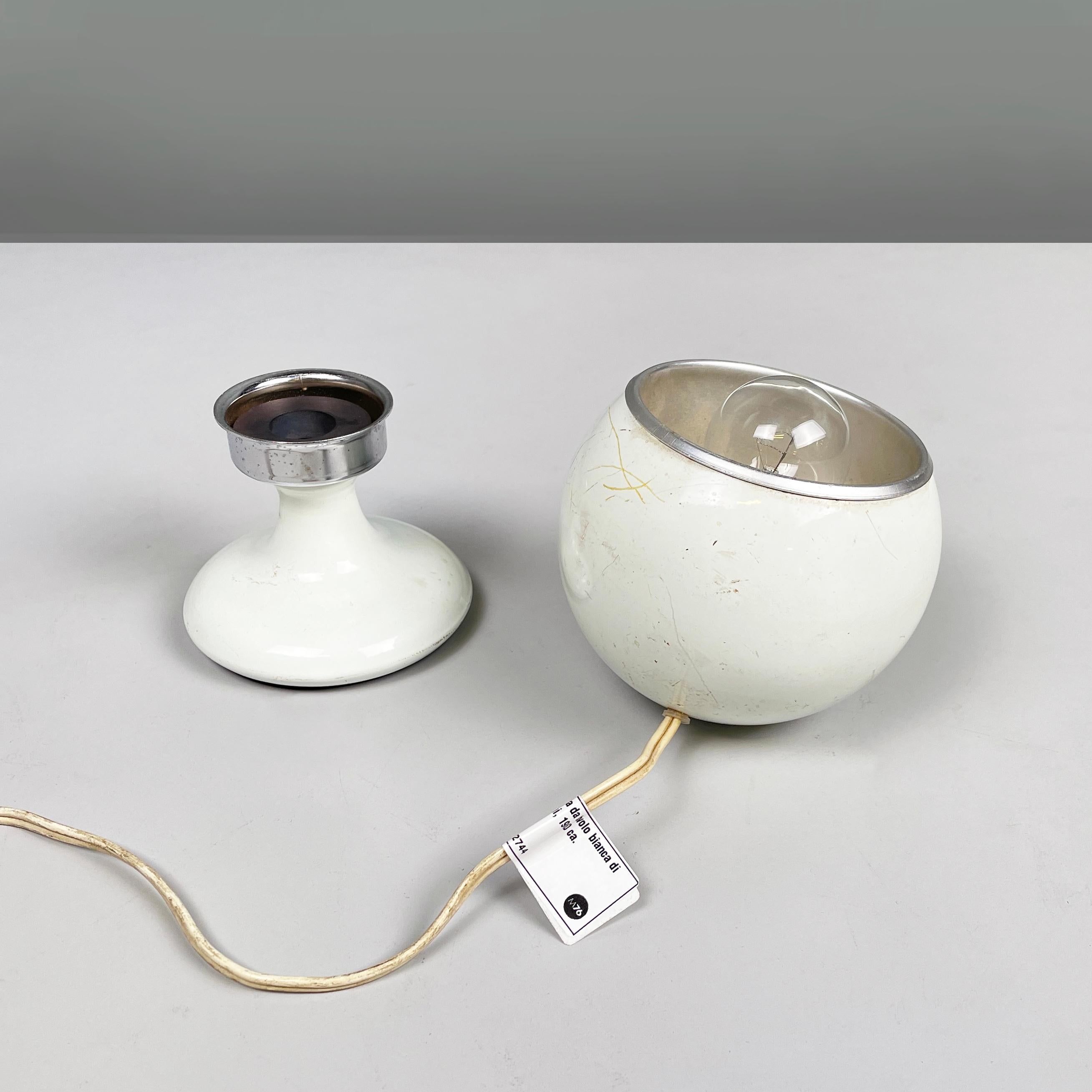 Lampe de table ajustable en métal blanc du milieu du siècle dernier italien par Reggiani, 1960s en vente 1