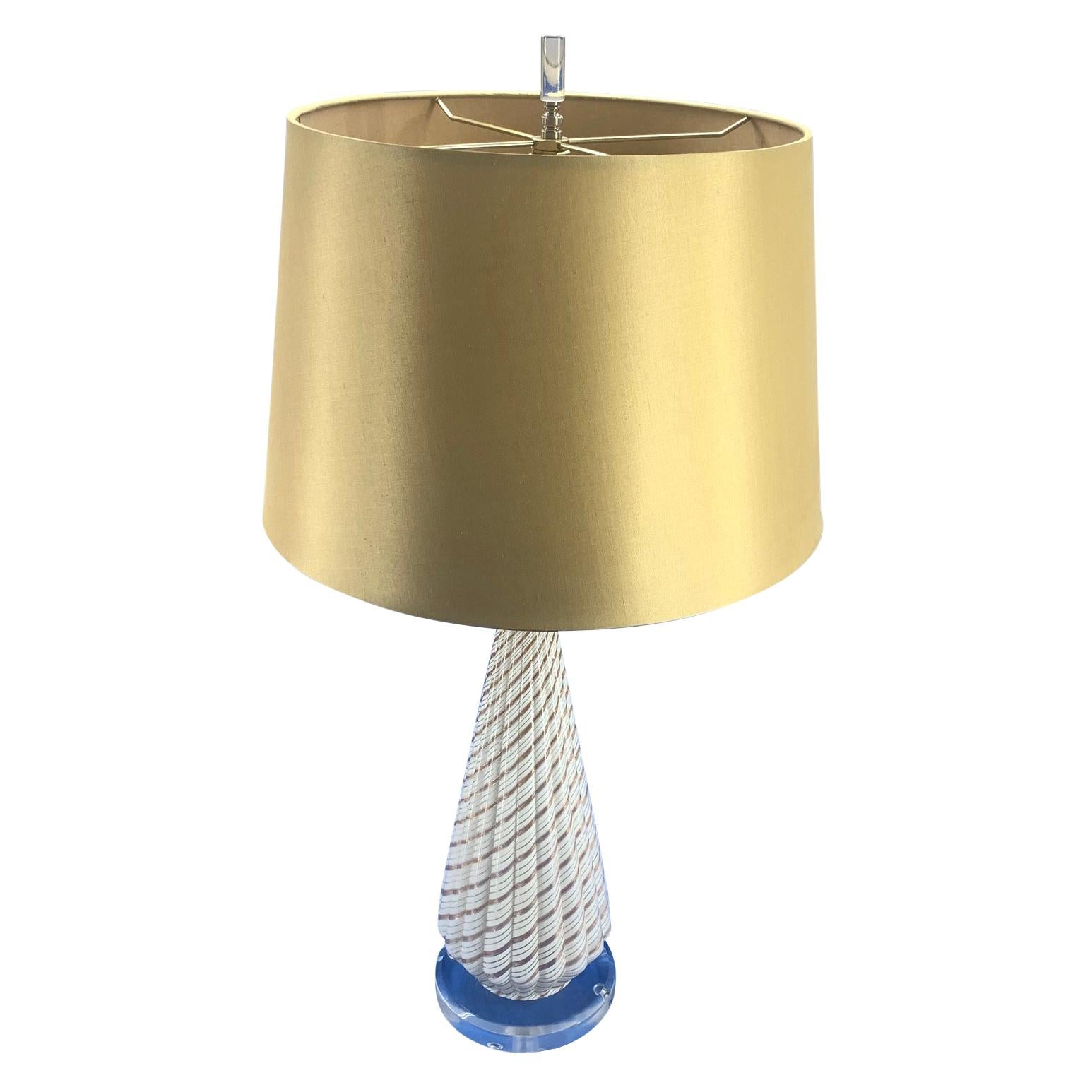 Italian Mid-Century Modern White Murano Art Glass Table Lamp