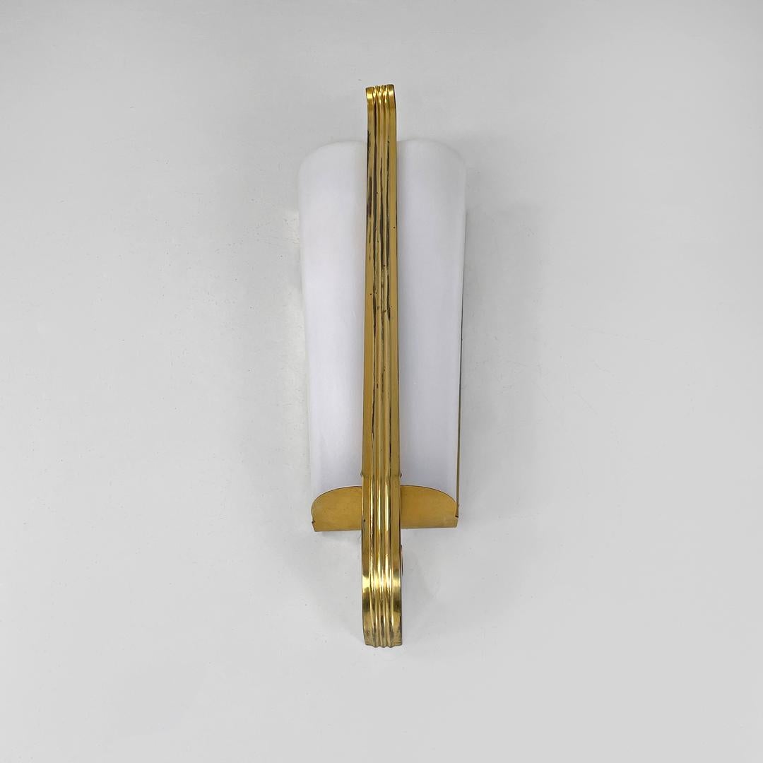Italian mid-century modern white plexiglass and gold metal applique, 1950s For Sale 1