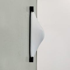 Italienische moderne weiße Wandleuchte aus der Mitte des Jahrhunderts Bolla Martinelli Martinelli Luce 1965