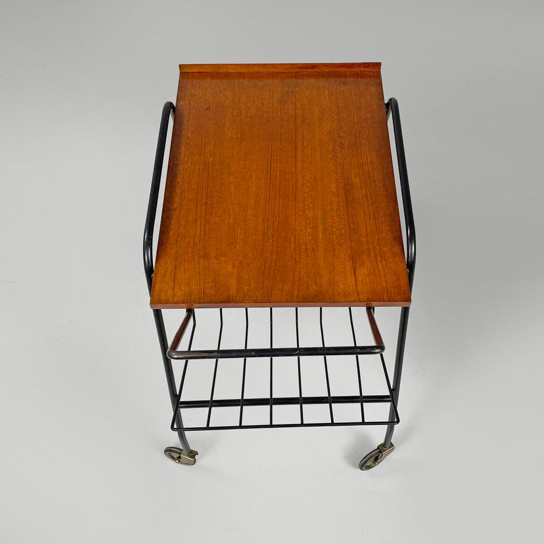Italian mid-century modern wood and black metal trolley with brass wheels, 1960s For Sale 2