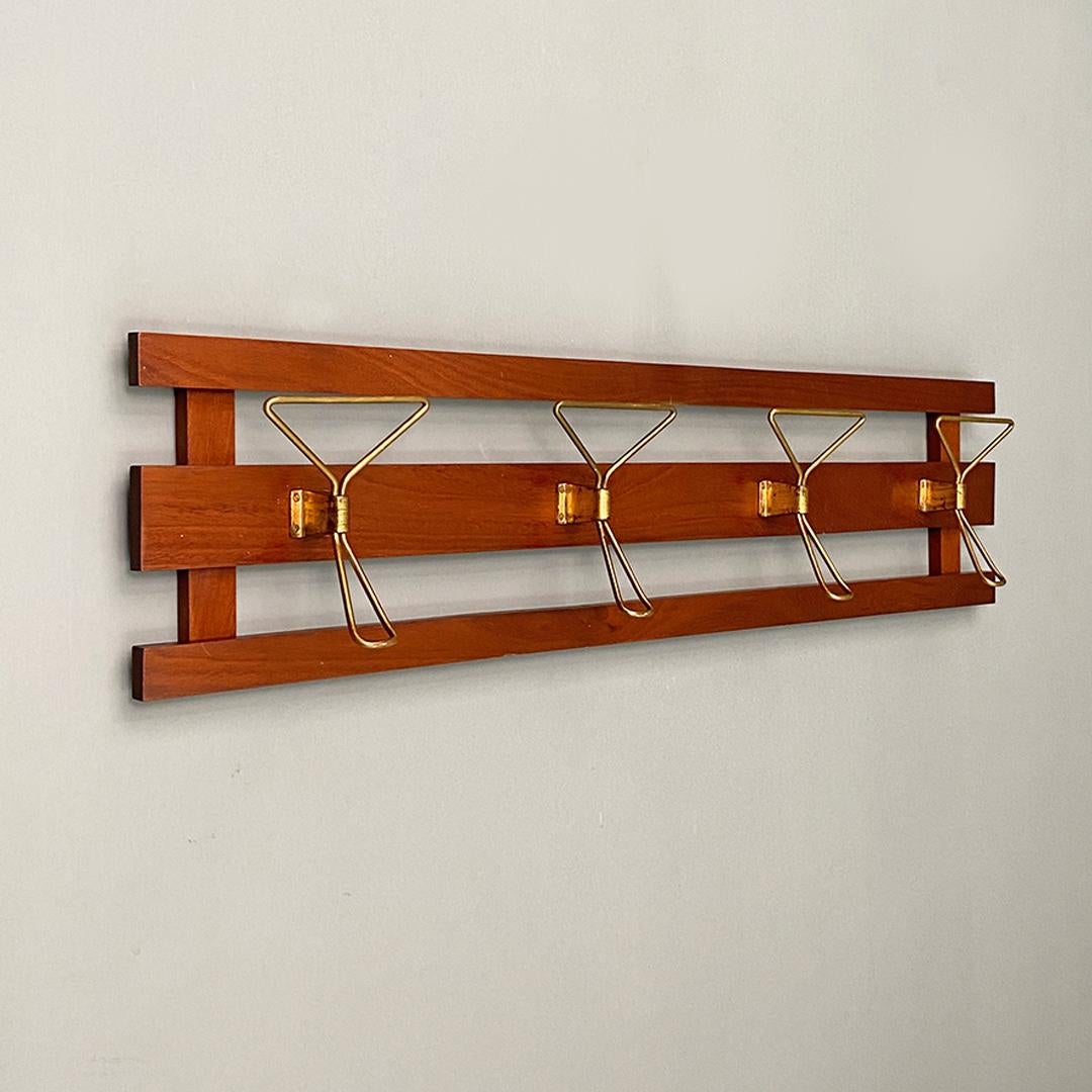 Italian Mid-Century Modern Wood and Brass Wall Coat Hanger, 1960s For Sale 2