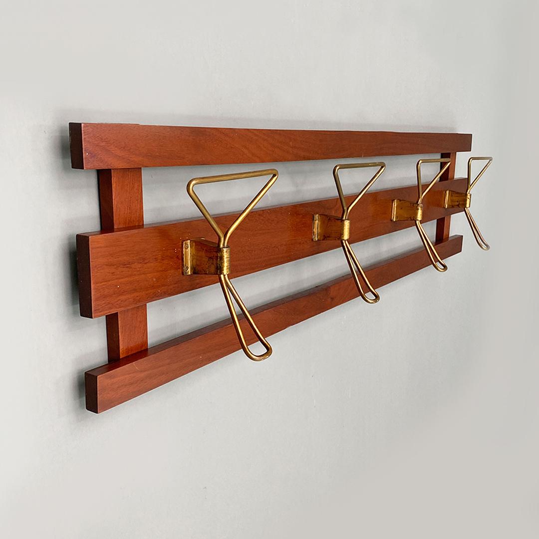 Italian Mid-Century Modern Wood and Brass Wall Coat Hanger, 1960s For Sale 3
