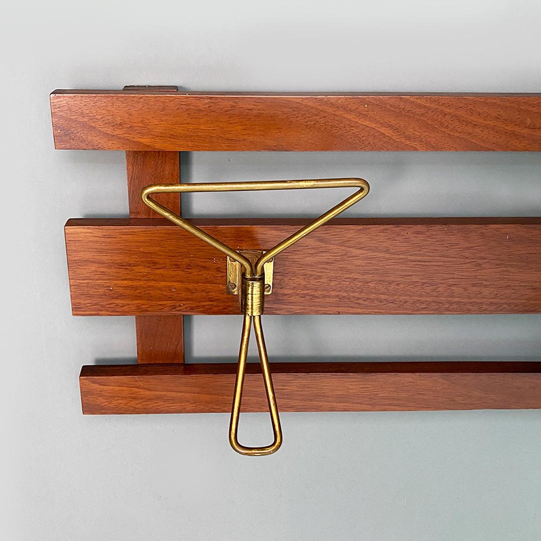 Italian Mid-Century Modern Wood and Brass Wall Coat Hanger, 1960s For Sale 4