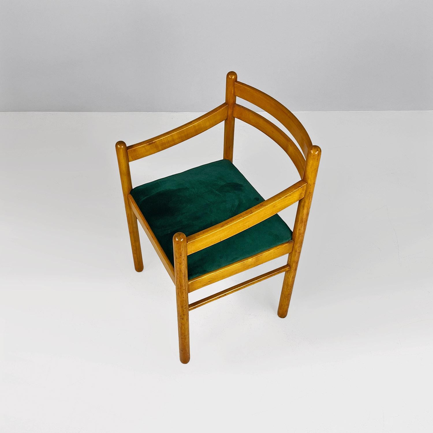 Italian mid-century modern wood and forest green velvet chair with armrest, 1960 For Sale 1
