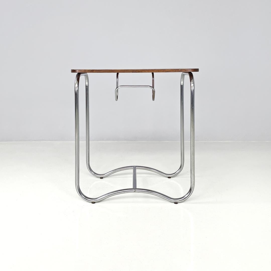 Table basse italienne en bois et métal de style The Moderns avec crochet à journaux années 1950 en vente 1
