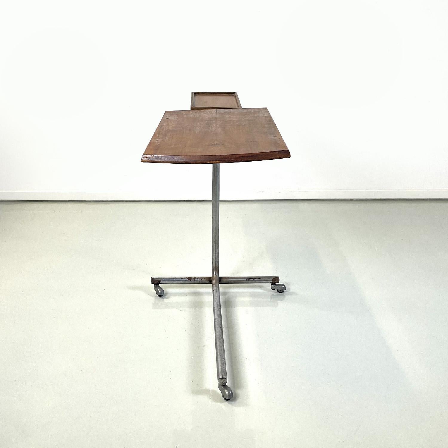 Italian mid-century modern wood and metal industrial work table, 1960s For Sale 1