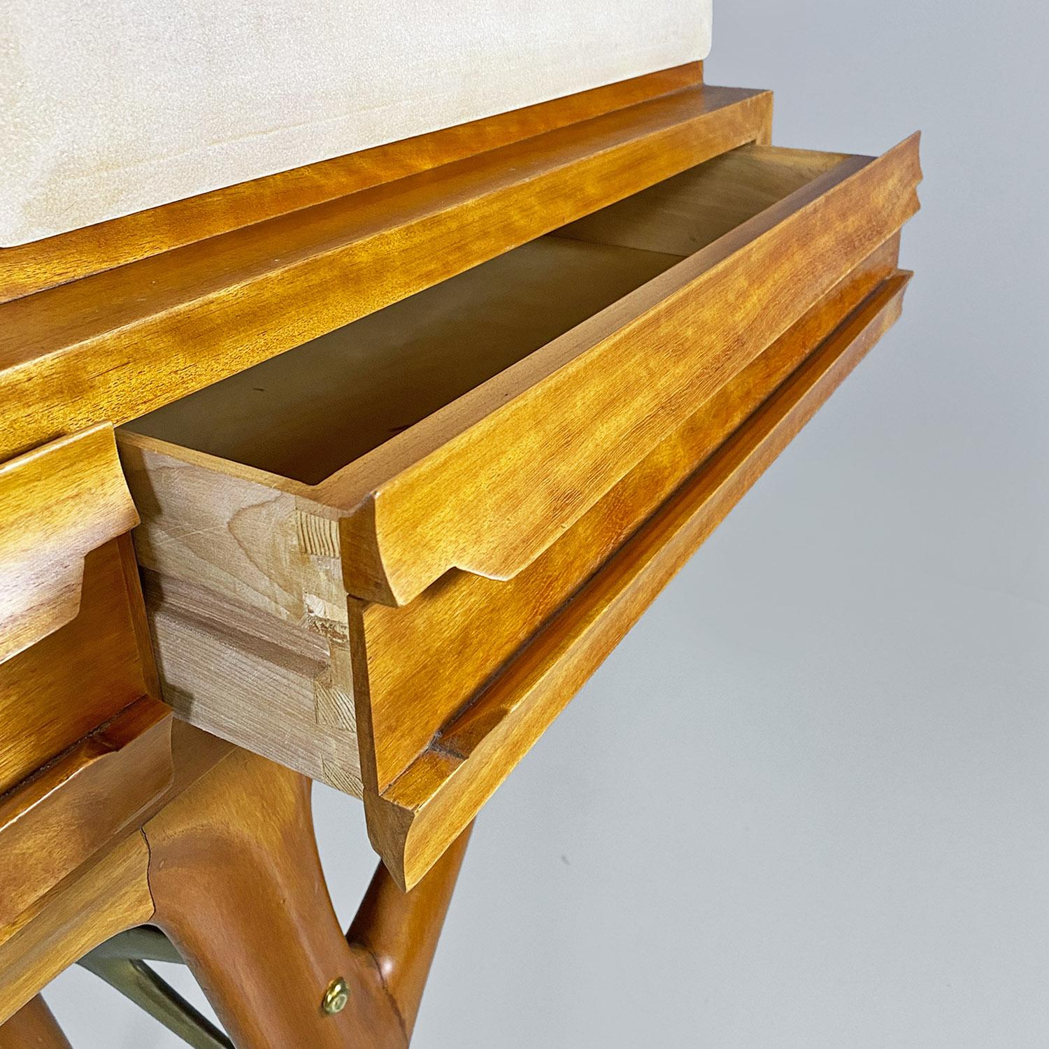 Tablero alto italiano de madera y pergamino de mediados de siglo Palazzi dell'Arte, años 50 en venta 3
