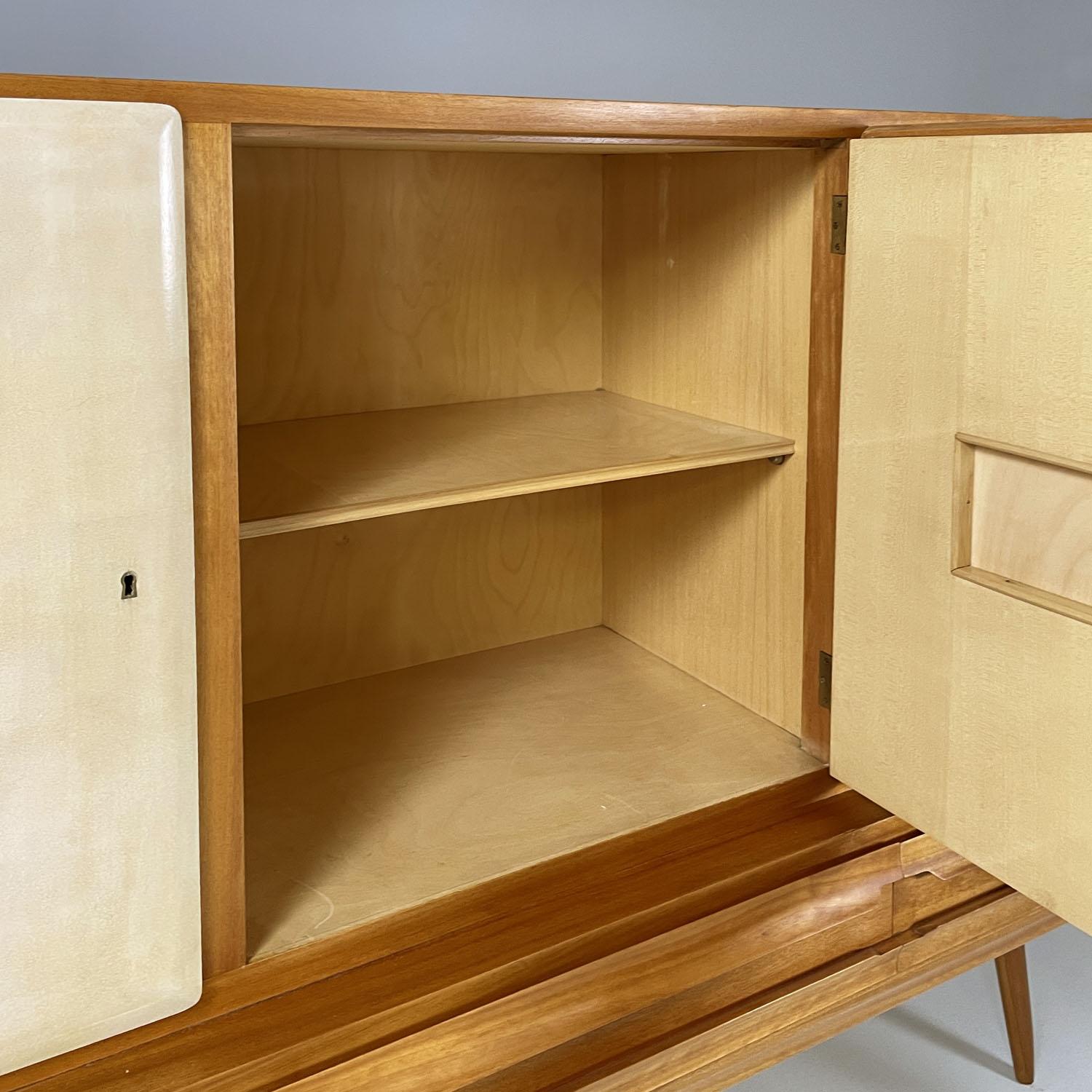 Italian mid-century modern wood and parchment highboard Palazzi dell'Arte, 1950s For Sale 5