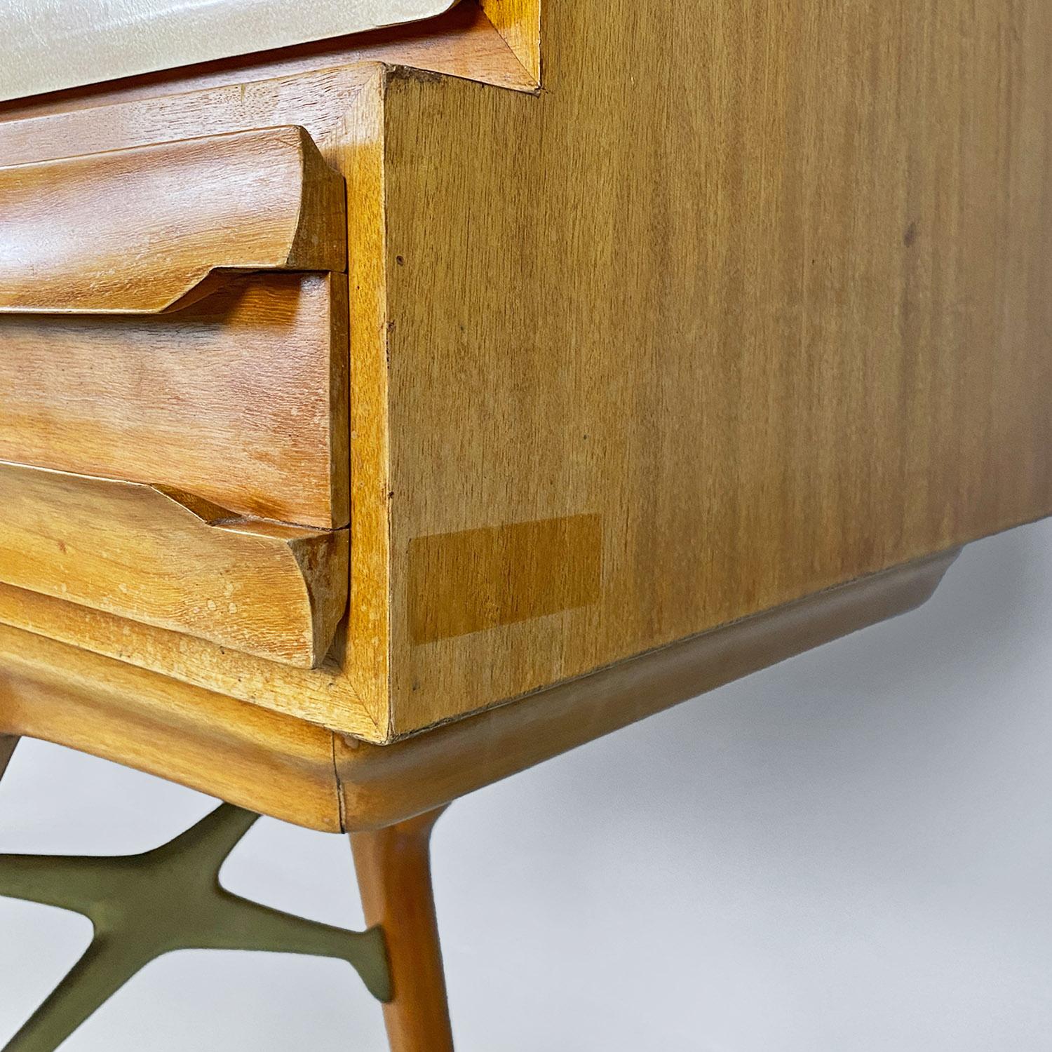 Tablero alto italiano de madera y pergamino de mediados de siglo Palazzi dell'Arte, años 50 en venta 8