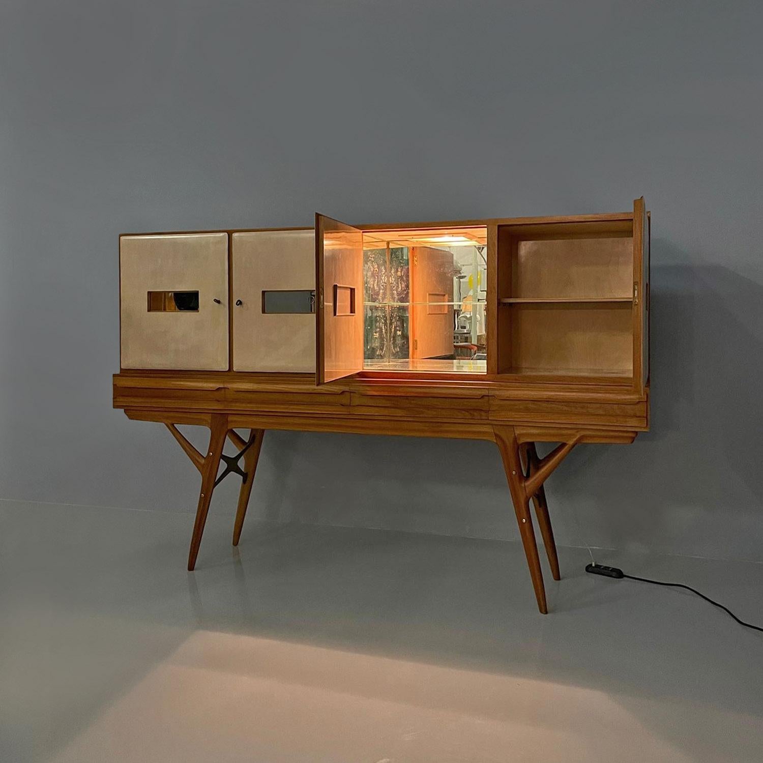 Tablero alto italiano de madera y pergamino de mediados de siglo Palazzi dell'Arte, años 50 en venta 13
