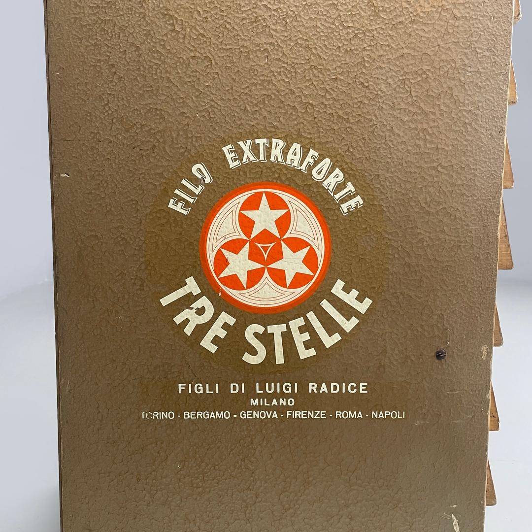Italienische moderne Holzkommode aus der Mitte des Jahrhunderts von Cucirini Tre Stelle, 1960er Jahre im Angebot 15