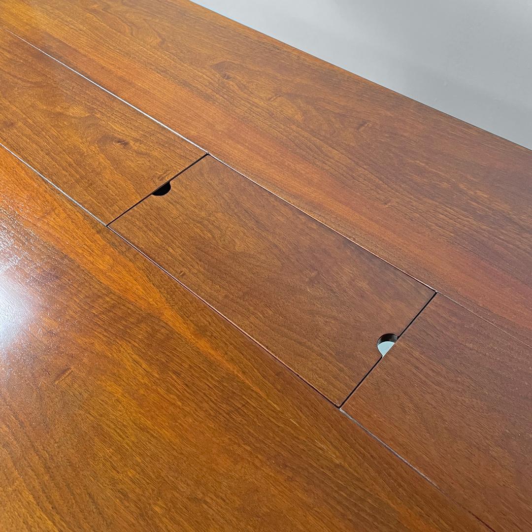 Italian mid-century modern wood dining table 611 by Coppola for Bernini, 1960s 2