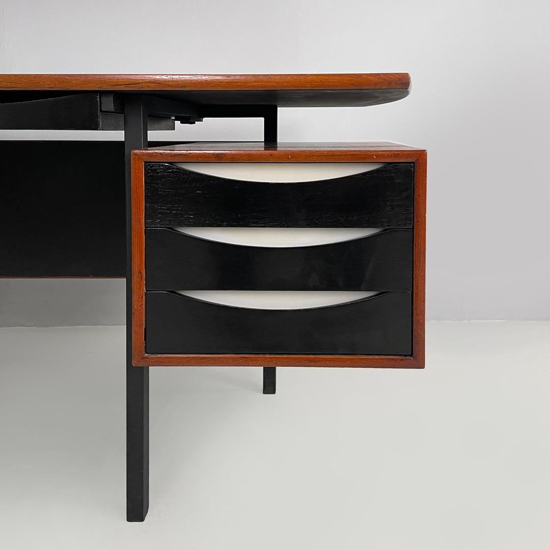Escritorio doble italiano de madera moderno de mediados de siglo de Campo y Graffi para Home, años 60 en venta 11